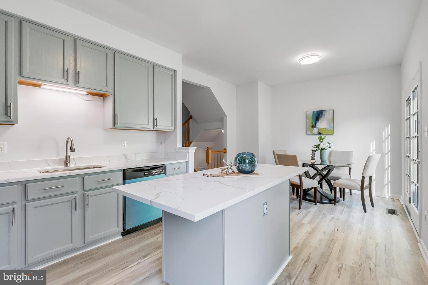 46716 CAVENDISH SQ, STERLING, Virginia 20165, 3 Bedrooms Bedrooms, ,2 BathroomsBathrooms,Residential,For sale,46716 CAVENDISH SQ,VALO2096322 MLS # VALO2096322