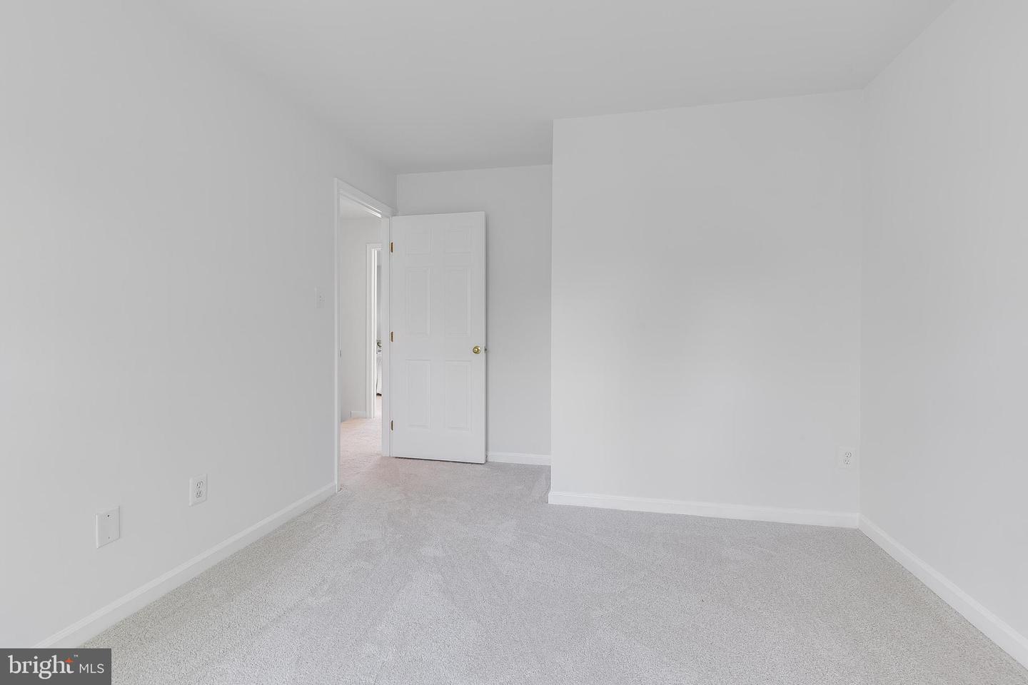 46716 CAVENDISH SQ, STERLING, Virginia 20165, 3 Bedrooms Bedrooms, ,2 BathroomsBathrooms,Residential,For sale,46716 CAVENDISH SQ,VALO2096322 MLS # VALO2096322