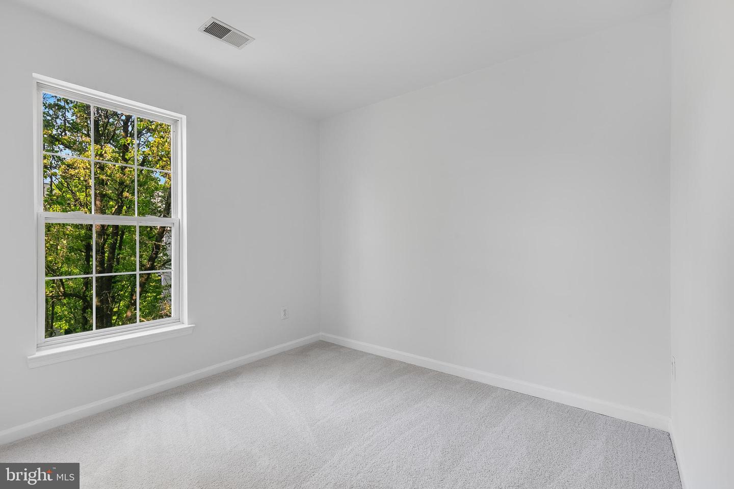 46716 CAVENDISH SQ, STERLING, Virginia 20165, 3 Bedrooms Bedrooms, ,2 BathroomsBathrooms,Residential,For sale,46716 CAVENDISH SQ,VALO2096322 MLS # VALO2096322