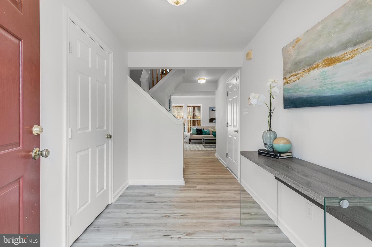 46716 CAVENDISH SQ, STERLING, Virginia 20165, 3 Bedrooms Bedrooms, ,2 BathroomsBathrooms,Residential,For sale,46716 CAVENDISH SQ,VALO2096322 MLS # VALO2096322