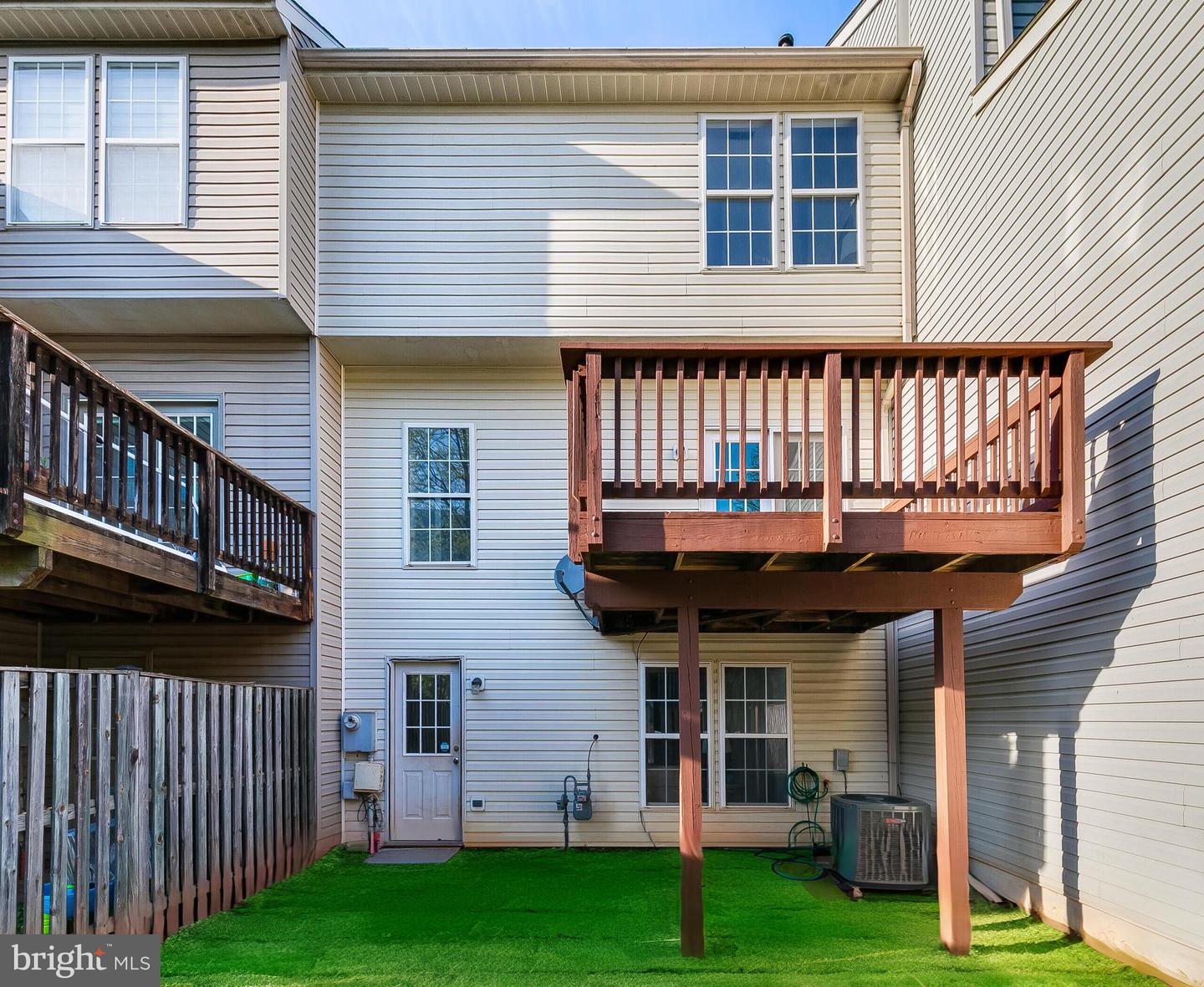 46716 CAVENDISH SQ, STERLING, Virginia 20165, 3 Bedrooms Bedrooms, ,2 BathroomsBathrooms,Residential,For sale,46716 CAVENDISH SQ,VALO2096322 MLS # VALO2096322