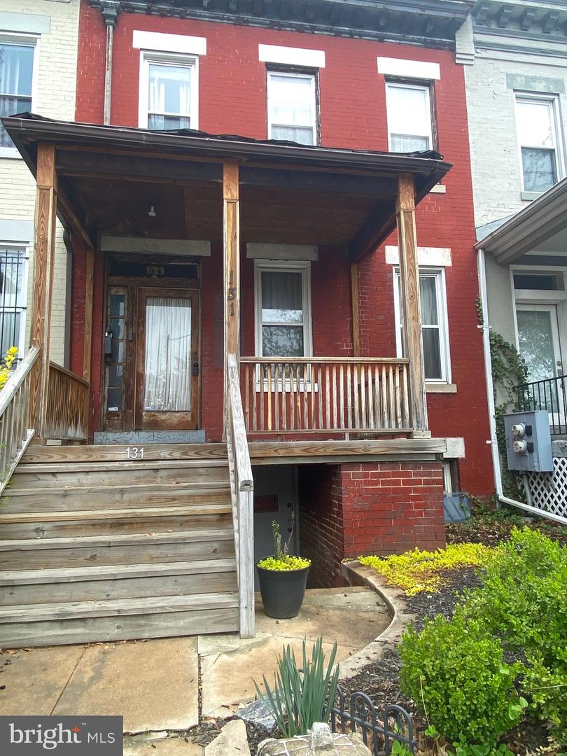 131 FLORIDA AVE NW, WASHINGTON, District Of Columbia 20001, 3 Bedrooms Bedrooms, ,1 BathroomBathrooms,Residential,For sale,131 FLORIDA AVE NW,DCDC2200440 MLS # DCDC2200440