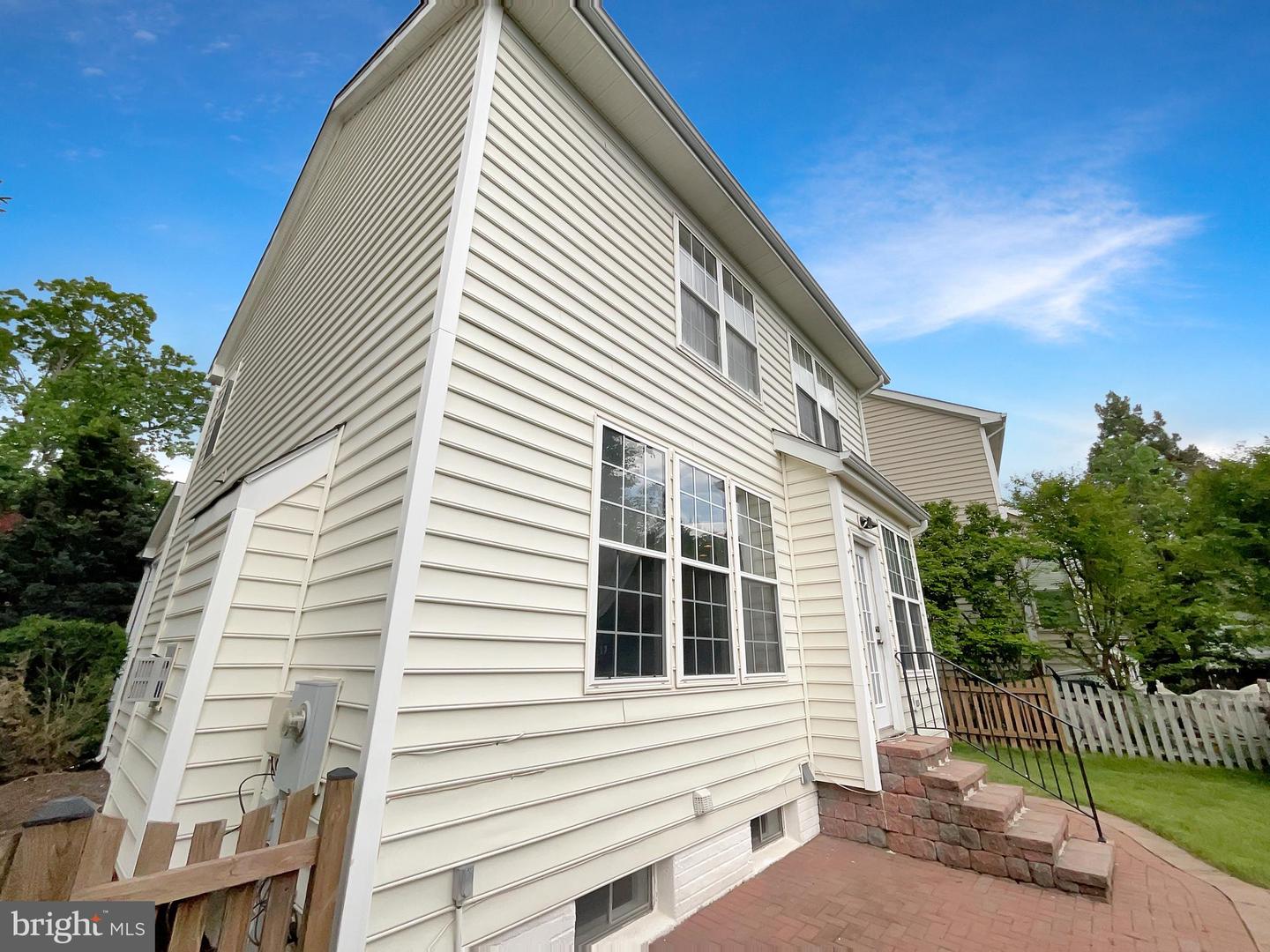 26124 FLINTONBRIDGE DR, CHANTILLY, Virginia 20152, 3 Bedrooms Bedrooms, ,2 BathroomsBathrooms,Residential,For sale,26124 FLINTONBRIDGE DR,VALO2096360 MLS # VALO2096360