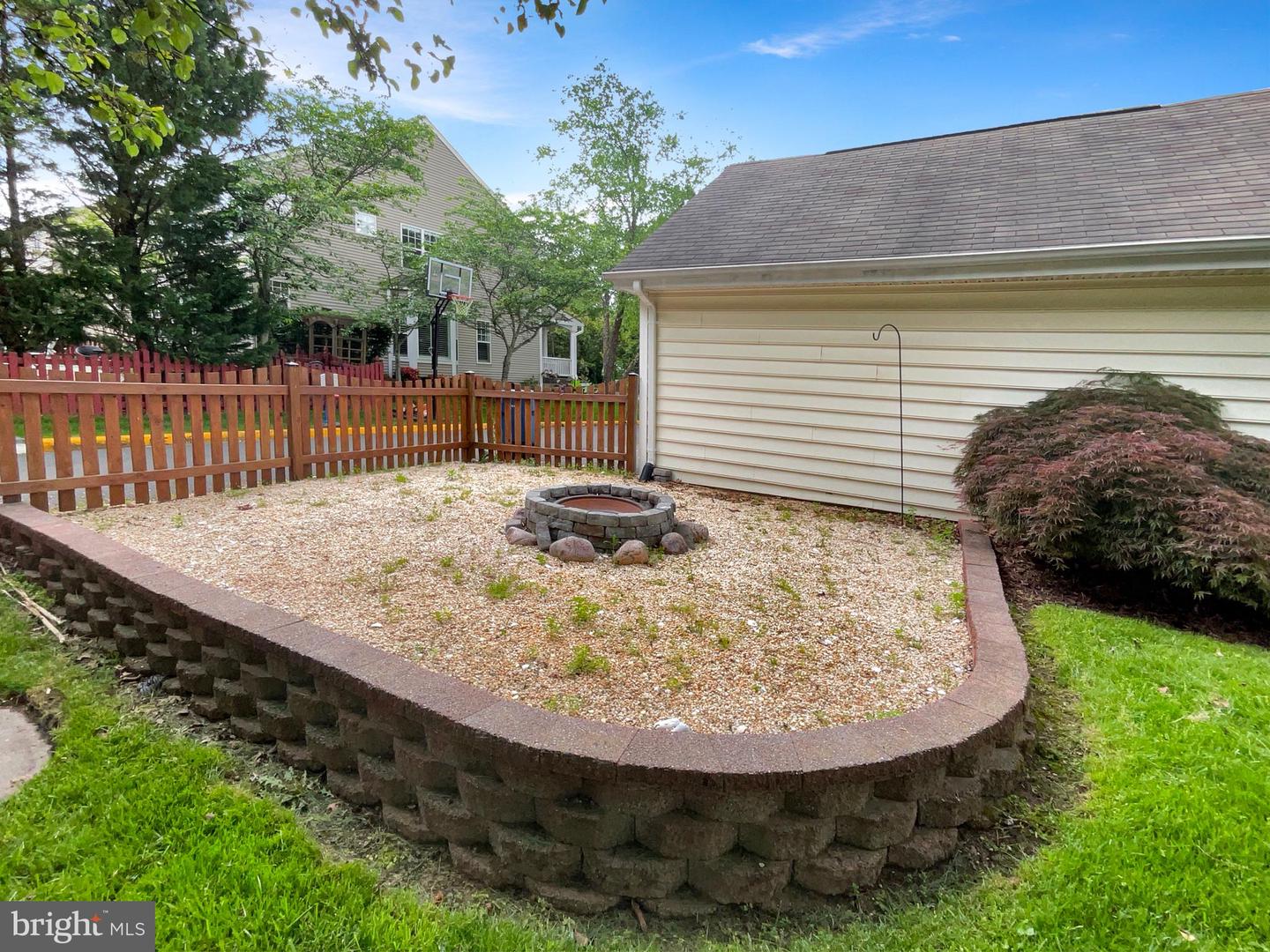 26124 FLINTONBRIDGE DR, CHANTILLY, Virginia 20152, 3 Bedrooms Bedrooms, ,2 BathroomsBathrooms,Residential,For sale,26124 FLINTONBRIDGE DR,VALO2096360 MLS # VALO2096360