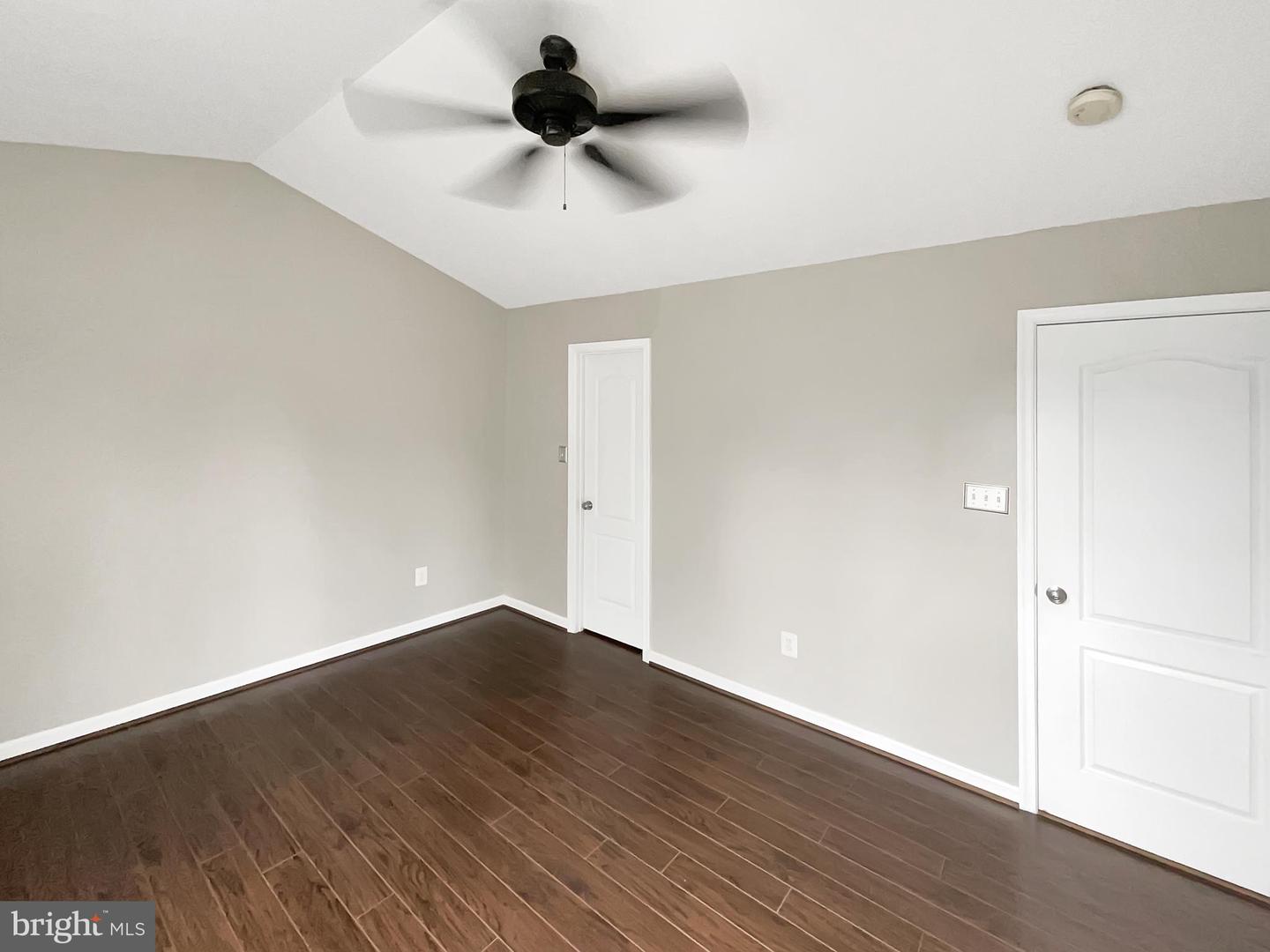 26124 FLINTONBRIDGE DR, CHANTILLY, Virginia 20152, 3 Bedrooms Bedrooms, ,2 BathroomsBathrooms,Residential,For sale,26124 FLINTONBRIDGE DR,VALO2096360 MLS # VALO2096360