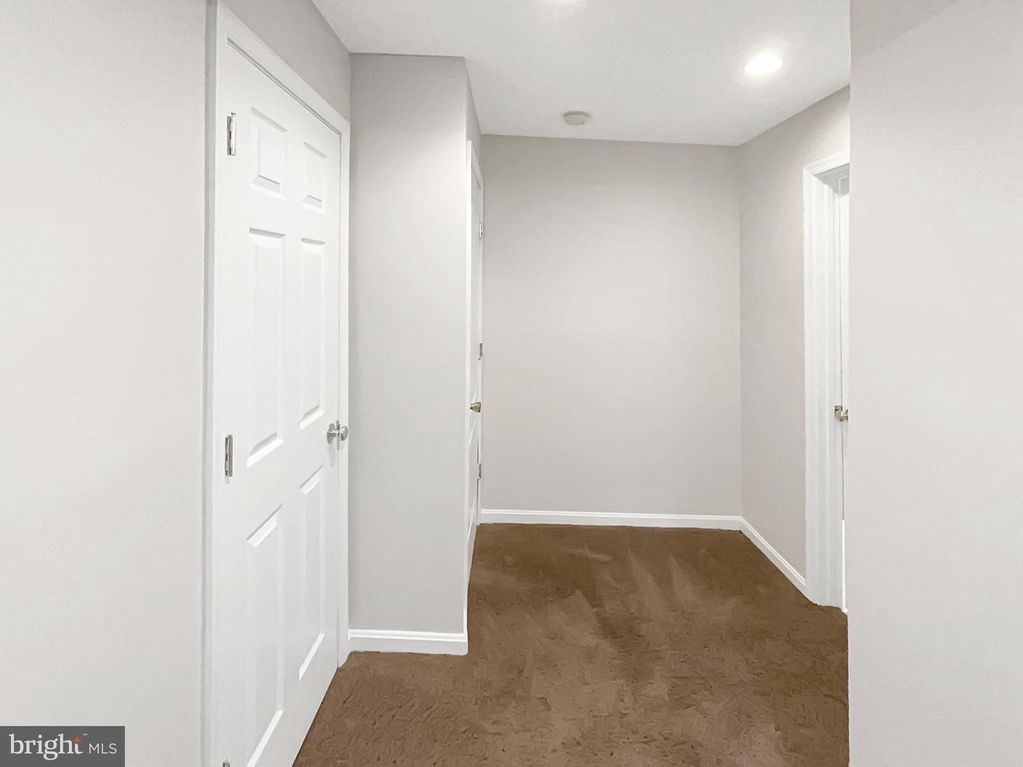 26124 FLINTONBRIDGE DR, CHANTILLY, Virginia 20152, 3 Bedrooms Bedrooms, ,2 BathroomsBathrooms,Residential,For sale,26124 FLINTONBRIDGE DR,VALO2096360 MLS # VALO2096360