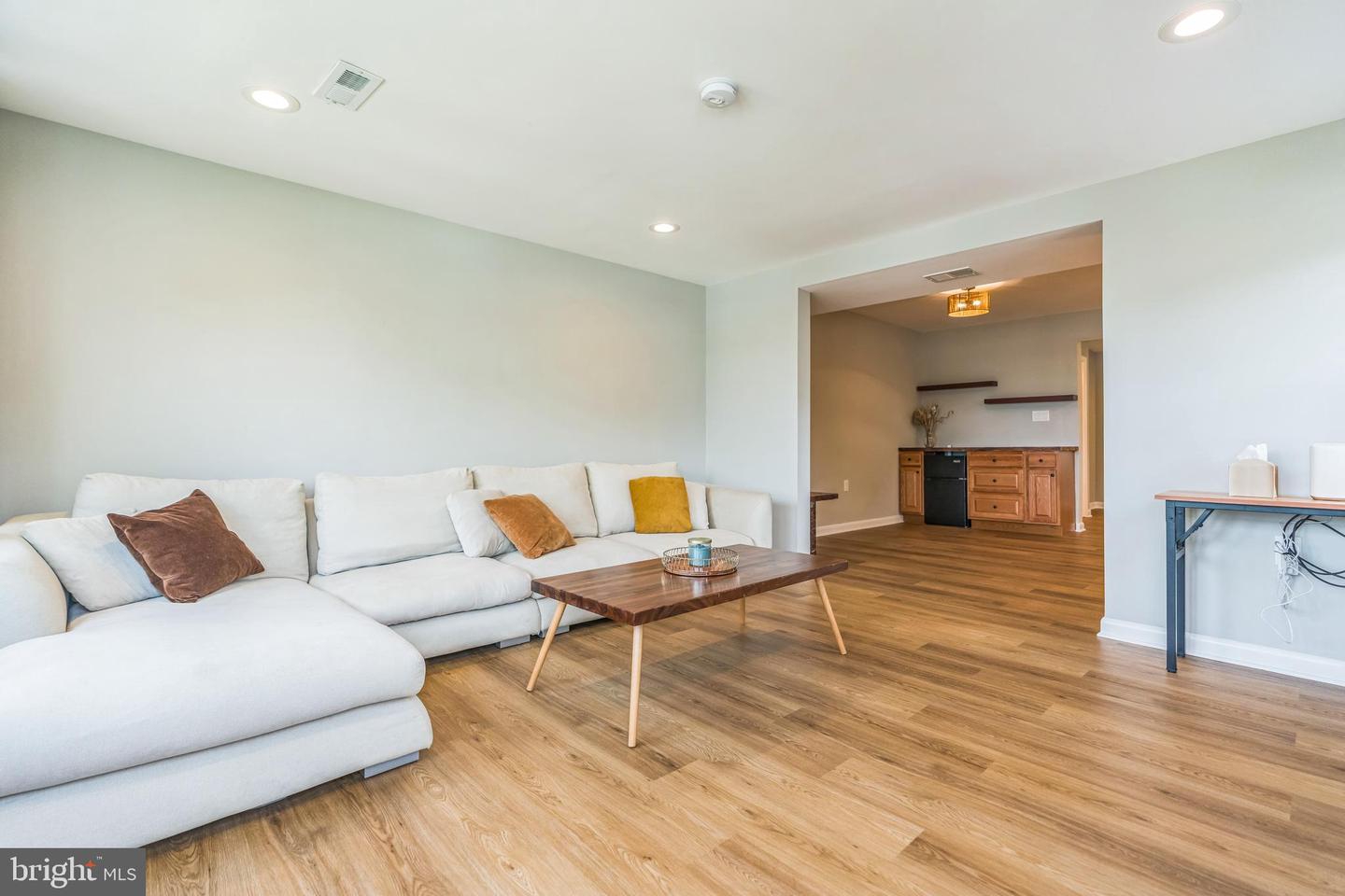 2425 SKYLAND PL SE, WASHINGTON, District Of Columbia 20020, 4 Bedrooms Bedrooms, 9 Rooms Rooms,2 BathroomsBathrooms,Residential,For sale,2425 SKYLAND PL SE,DCDC2200442 MLS # DCDC2200442
