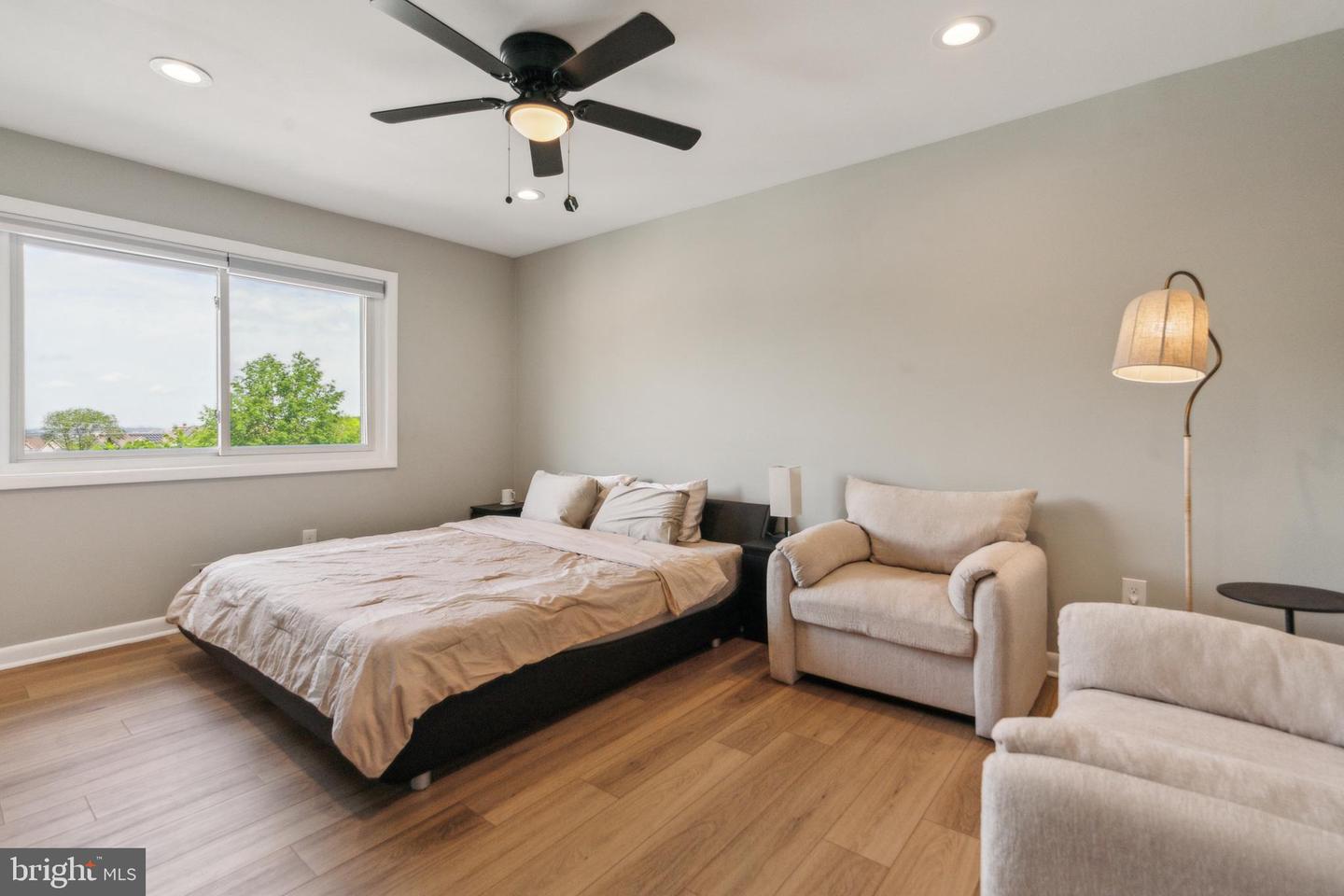 2425 SKYLAND PL SE, WASHINGTON, District Of Columbia 20020, 4 Bedrooms Bedrooms, 9 Rooms Rooms,2 BathroomsBathrooms,Residential,For sale,2425 SKYLAND PL SE,DCDC2200442 MLS # DCDC2200442