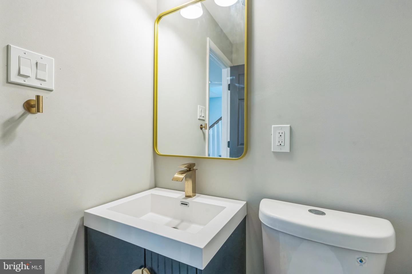 2425 SKYLAND PL SE, WASHINGTON, District Of Columbia 20020, 4 Bedrooms Bedrooms, 9 Rooms Rooms,2 BathroomsBathrooms,Residential,For sale,2425 SKYLAND PL SE,DCDC2200442 MLS # DCDC2200442