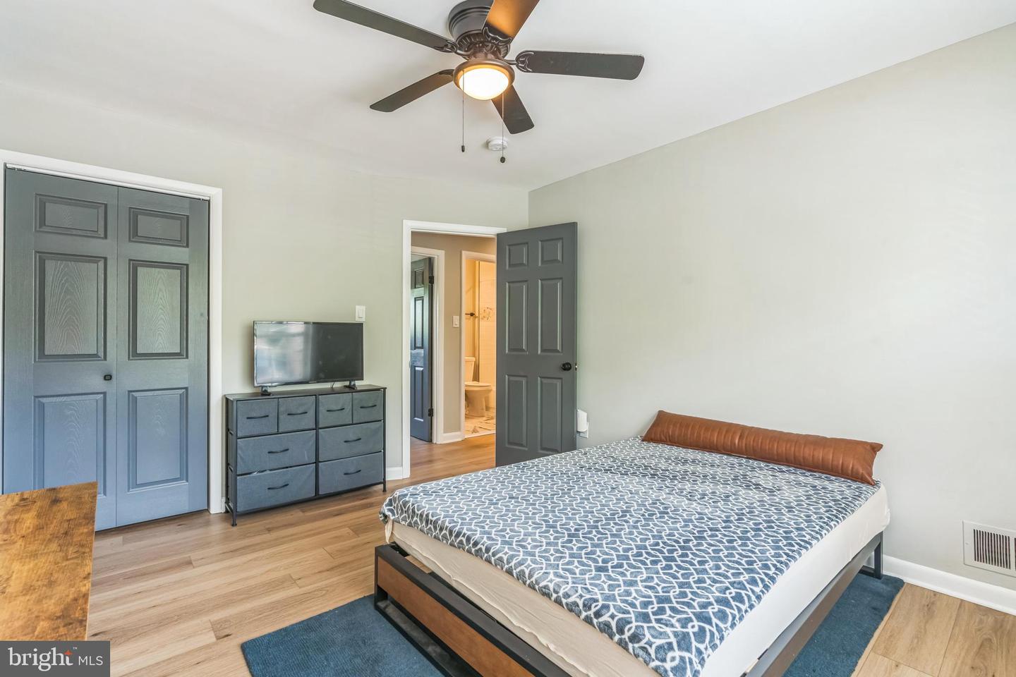 2425 SKYLAND PL SE, WASHINGTON, District Of Columbia 20020, 4 Bedrooms Bedrooms, 9 Rooms Rooms,2 BathroomsBathrooms,Residential,For sale,2425 SKYLAND PL SE,DCDC2200442 MLS # DCDC2200442