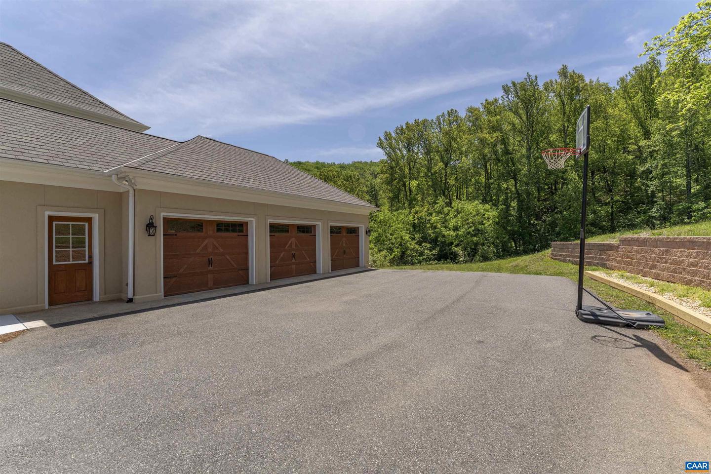 4765 RAGGED MOUNTAIN LN, CHARLOTTESVILLE, Virginia 22903, 4 Bedrooms Bedrooms, ,4 BathroomsBathrooms,Residential,For sale,4765 RAGGED MOUNTAIN LN,664473 MLS # 664473