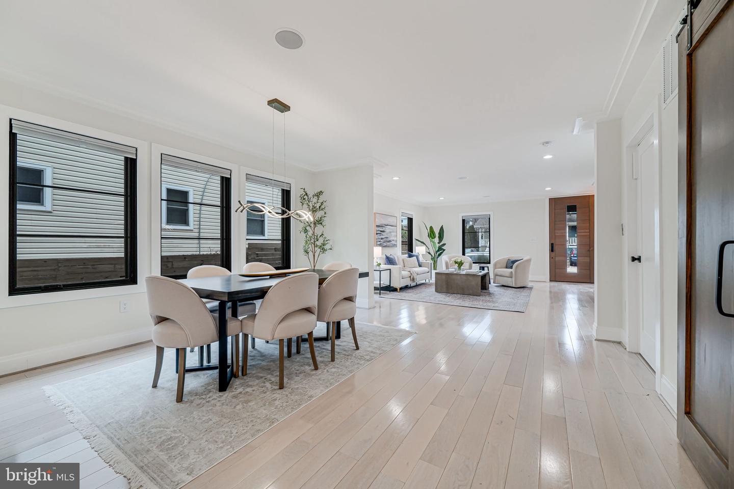729 N BARTON ST, ARLINGTON, Virginia 22201, 6 Bedrooms Bedrooms, ,5 BathroomsBathrooms,Residential,For sale,729 N BARTON ST,VAAR2057442 MLS # VAAR2057442