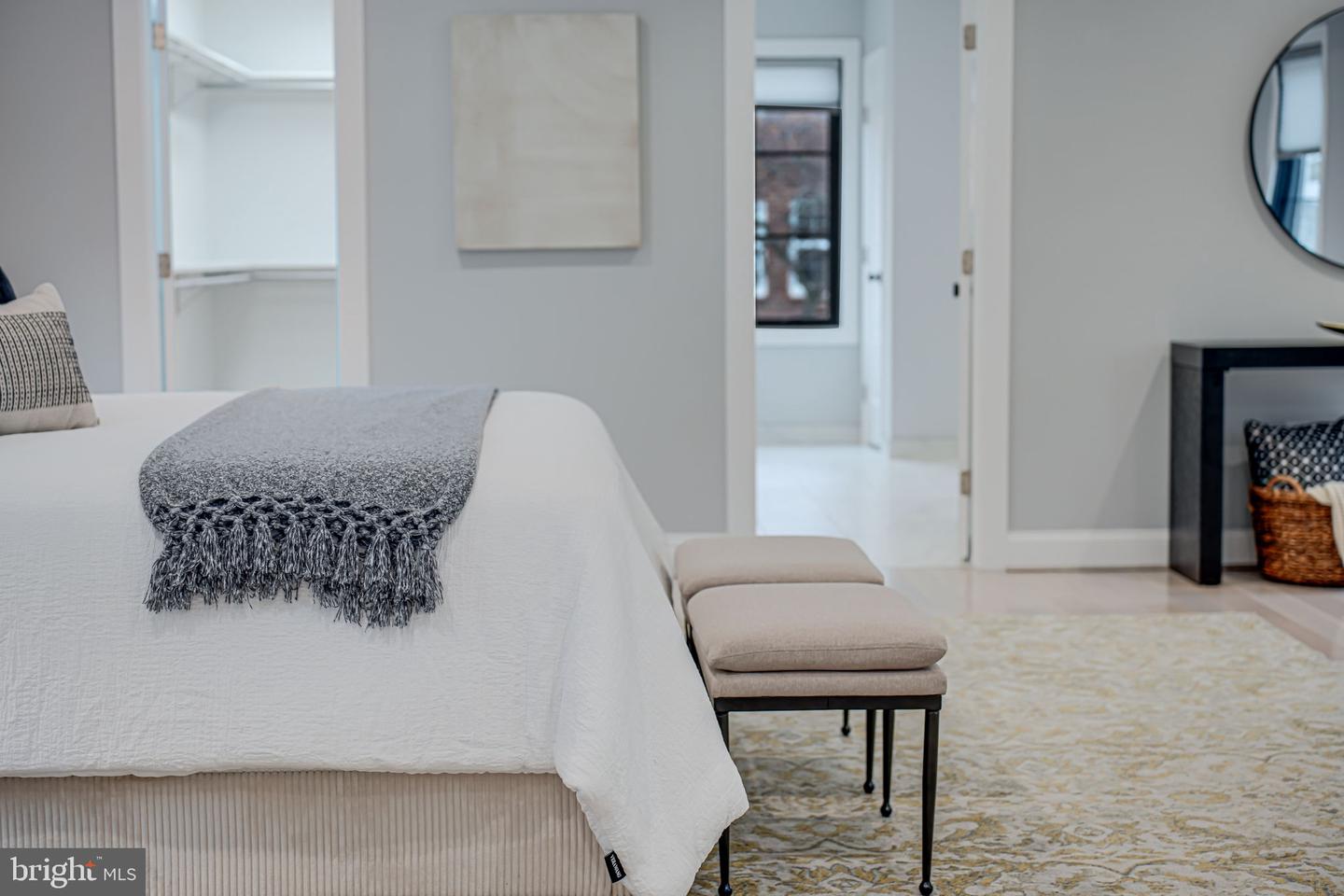 729 N BARTON ST, ARLINGTON, Virginia 22201, 6 Bedrooms Bedrooms, ,5 BathroomsBathrooms,Residential,For sale,729 N BARTON ST,VAAR2057442 MLS # VAAR2057442