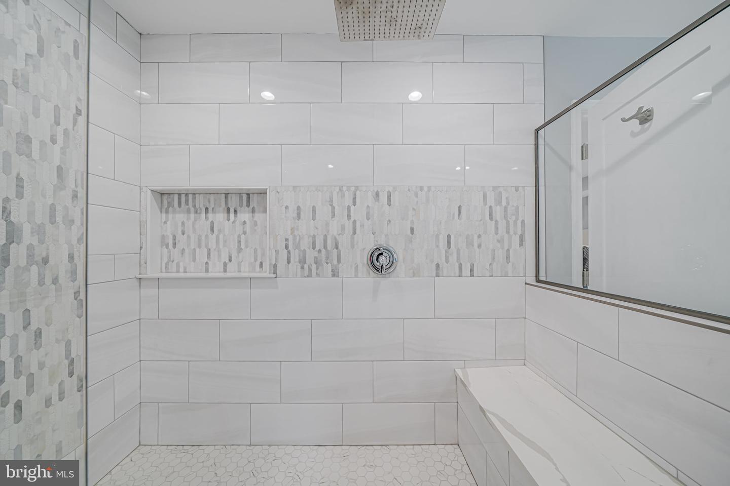 729 N BARTON ST, ARLINGTON, Virginia 22201, 6 Bedrooms Bedrooms, ,5 BathroomsBathrooms,Residential,For sale,729 N BARTON ST,VAAR2057442 MLS # VAAR2057442
