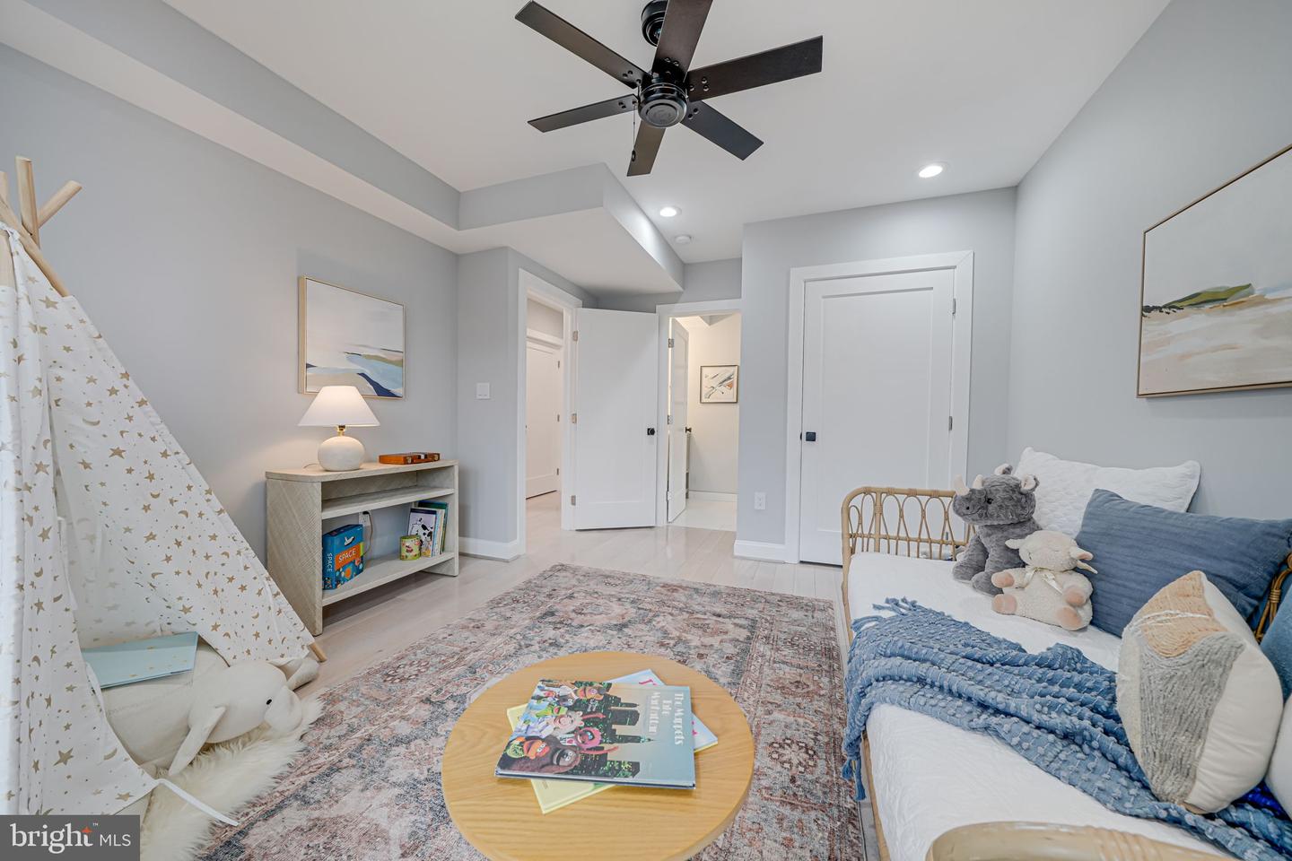 729 N BARTON ST, ARLINGTON, Virginia 22201, 6 Bedrooms Bedrooms, ,5 BathroomsBathrooms,Residential,For sale,729 N BARTON ST,VAAR2057442 MLS # VAAR2057442