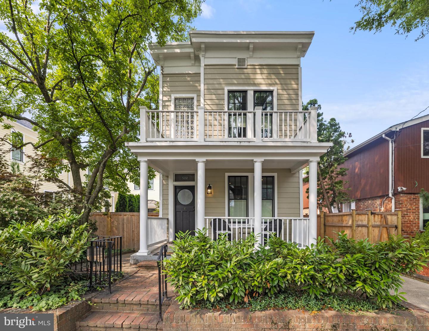 5212 MACARTHUR BLVD NW, WASHINGTON, District Of Columbia 20016, 2 Bedrooms Bedrooms, ,2 BathroomsBathrooms,Residential,For sale,5212 MACARTHUR BLVD NW,DCDC2200466 MLS # DCDC2200466