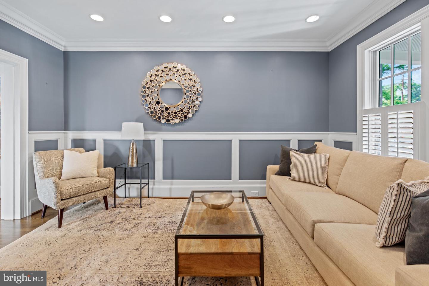 5212 MACARTHUR BLVD NW, WASHINGTON, District Of Columbia 20016, 2 Bedrooms Bedrooms, ,2 BathroomsBathrooms,Residential,For sale,5212 MACARTHUR BLVD NW,DCDC2200466 MLS # DCDC2200466