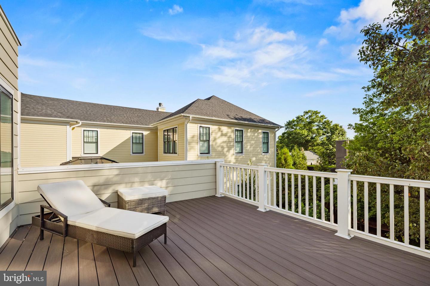 5212 MACARTHUR BLVD NW, WASHINGTON, District Of Columbia 20016, 2 Bedrooms Bedrooms, ,2 BathroomsBathrooms,Residential,For sale,5212 MACARTHUR BLVD NW,DCDC2200466 MLS # DCDC2200466