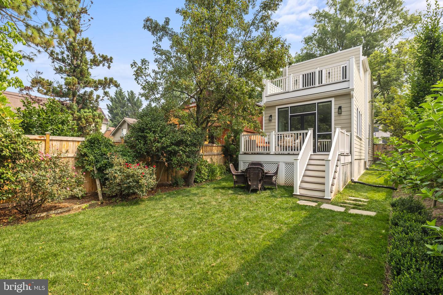 5212 MACARTHUR BLVD NW, WASHINGTON, District Of Columbia 20016, 2 Bedrooms Bedrooms, ,2 BathroomsBathrooms,Residential,For sale,5212 MACARTHUR BLVD NW,DCDC2200466 MLS # DCDC2200466