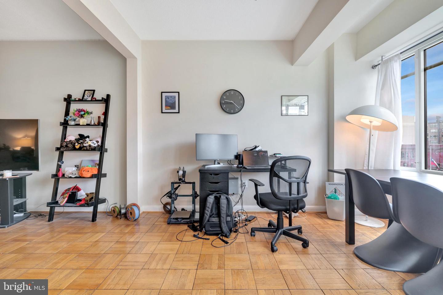 1727 MASSACHUSETTS AVE NW #502, WASHINGTON, District Of Columbia 20036, 1 Bedroom Bedrooms, ,1 BathroomBathrooms,Residential,For sale,1727 MASSACHUSETTS AVE NW #502,DCDC2200470 MLS # DCDC2200470