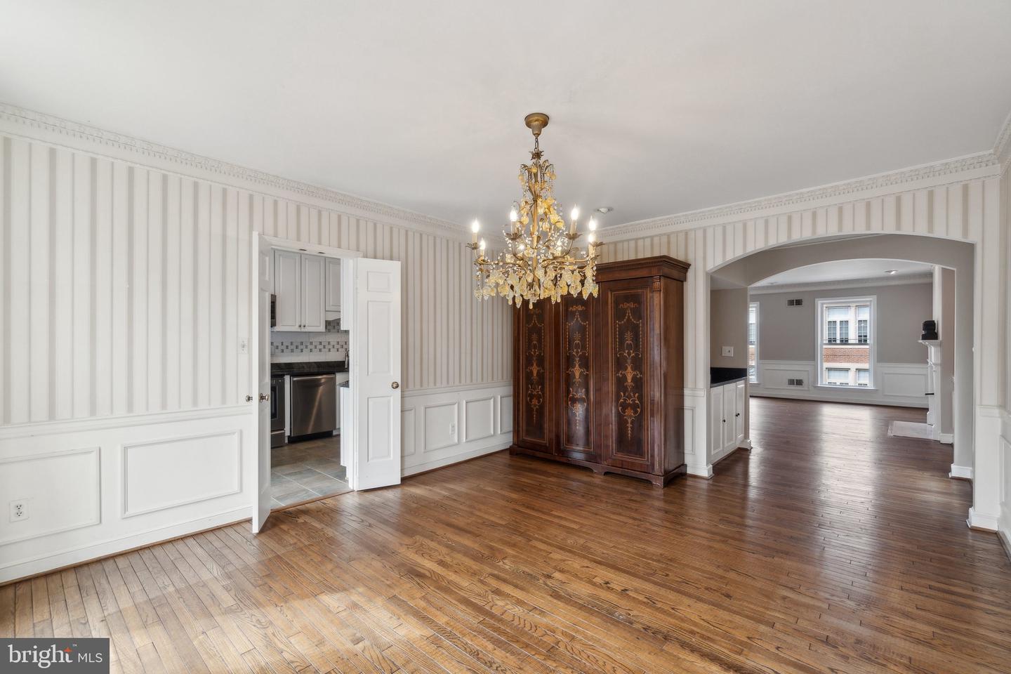 3818 KLINGLE PL NW, WASHINGTON, District Of Columbia 20016, 3 Bedrooms Bedrooms, ,3 BathroomsBathrooms,Residential,For sale,3818 KLINGLE PL NW,DCDC2200474 MLS # DCDC2200474