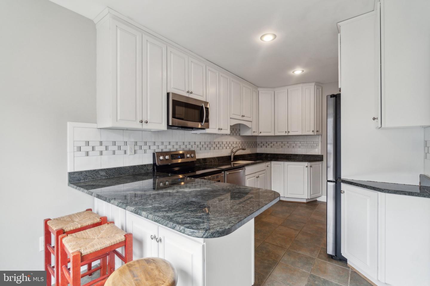 3818 KLINGLE PL NW, WASHINGTON, District Of Columbia 20016, 3 Bedrooms Bedrooms, ,3 BathroomsBathrooms,Residential,For sale,3818 KLINGLE PL NW,DCDC2200474 MLS # DCDC2200474
