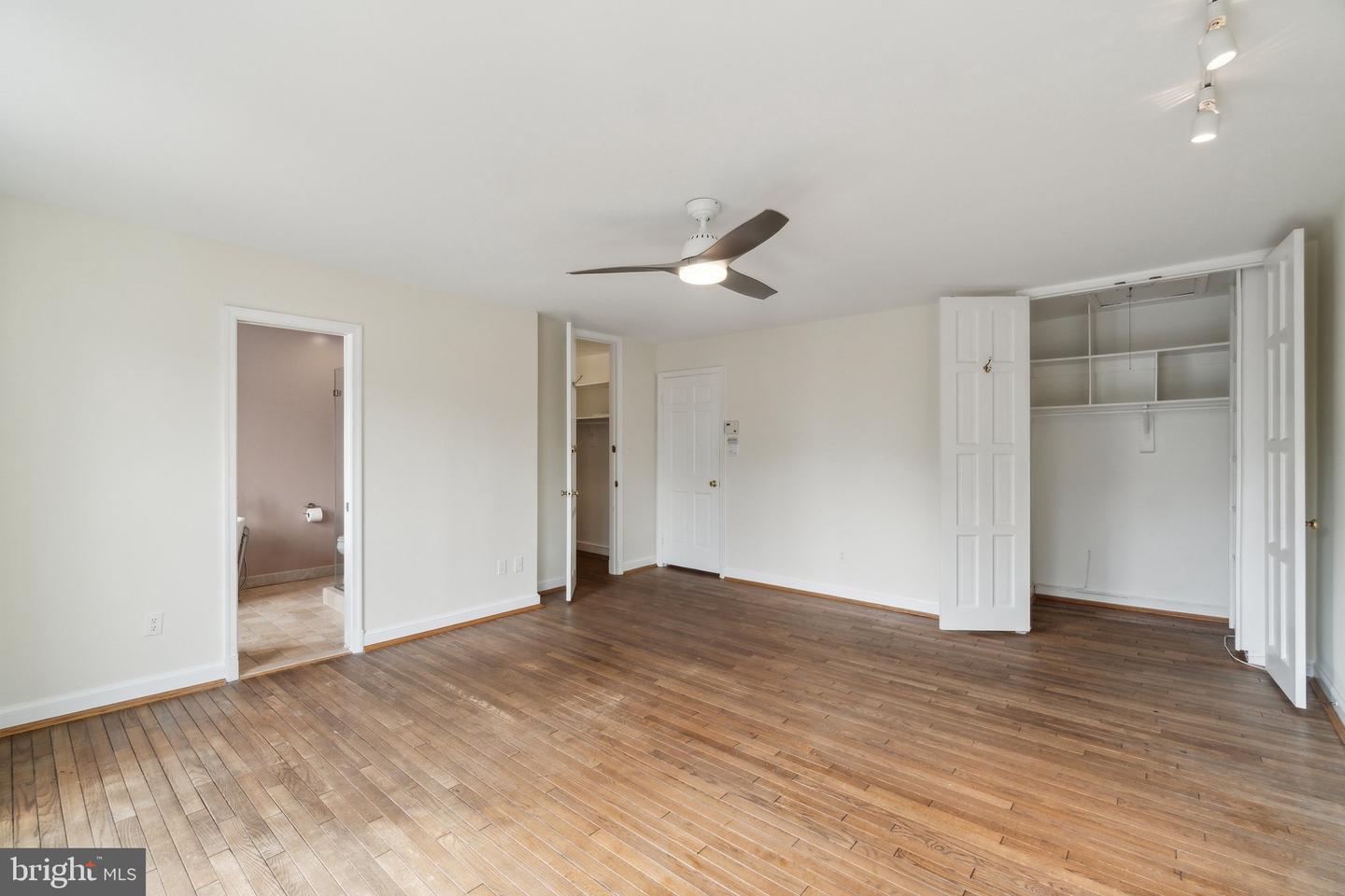 3818 KLINGLE PL NW, WASHINGTON, District Of Columbia 20016, 3 Bedrooms Bedrooms, ,3 BathroomsBathrooms,Residential,For sale,3818 KLINGLE PL NW,DCDC2200474 MLS # DCDC2200474