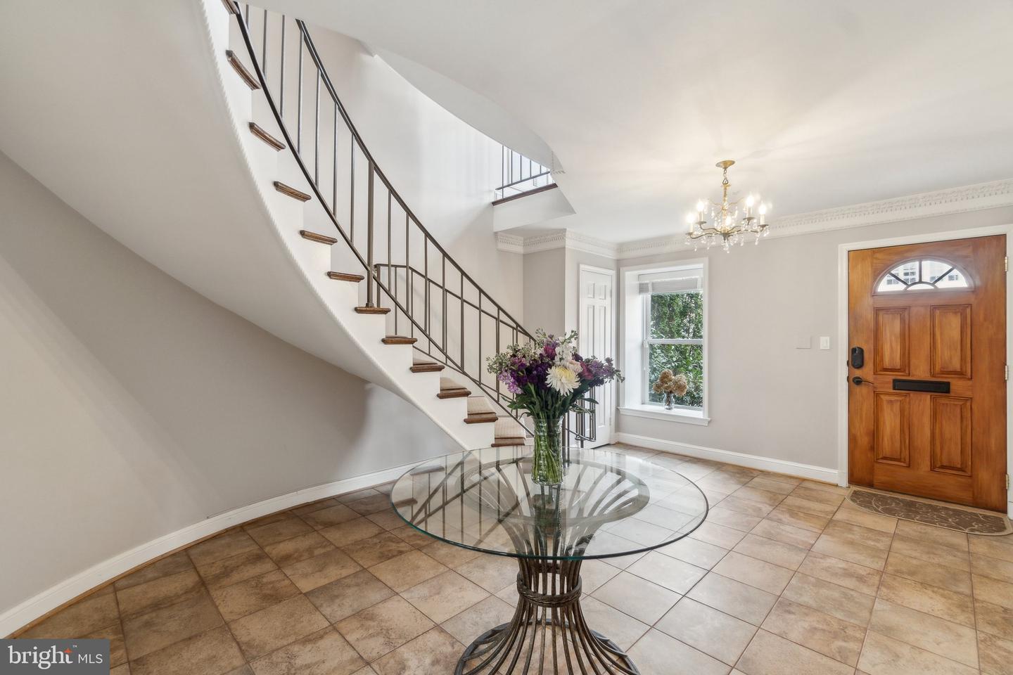 3818 KLINGLE PL NW, WASHINGTON, District Of Columbia 20016, 3 Bedrooms Bedrooms, ,3 BathroomsBathrooms,Residential,For sale,3818 KLINGLE PL NW,DCDC2200474 MLS # DCDC2200474