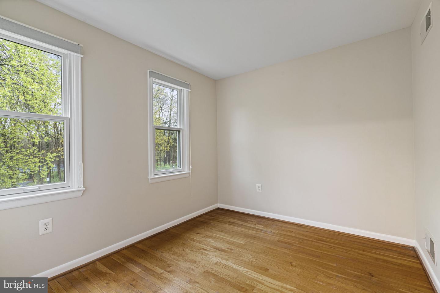 14906 CRANOKE ST, CENTREVILLE, Virginia 20120, 4 Bedrooms Bedrooms, ,2 BathroomsBathrooms,Residential,For sale,14906 CRANOKE ST,VAFX2240732 MLS # VAFX2240732