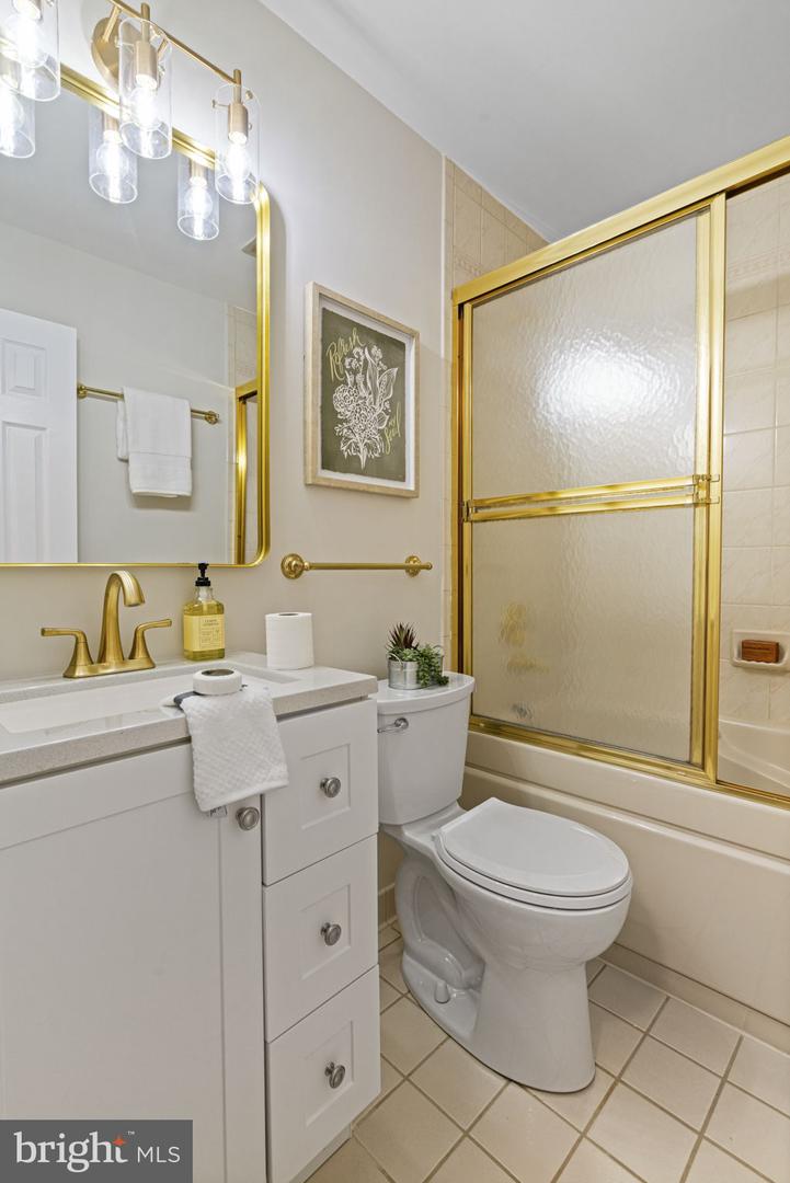 14906 CRANOKE ST, CENTREVILLE, Virginia 20120, 4 Bedrooms Bedrooms, ,2 BathroomsBathrooms,Residential,For sale,14906 CRANOKE ST,VAFX2240732 MLS # VAFX2240732