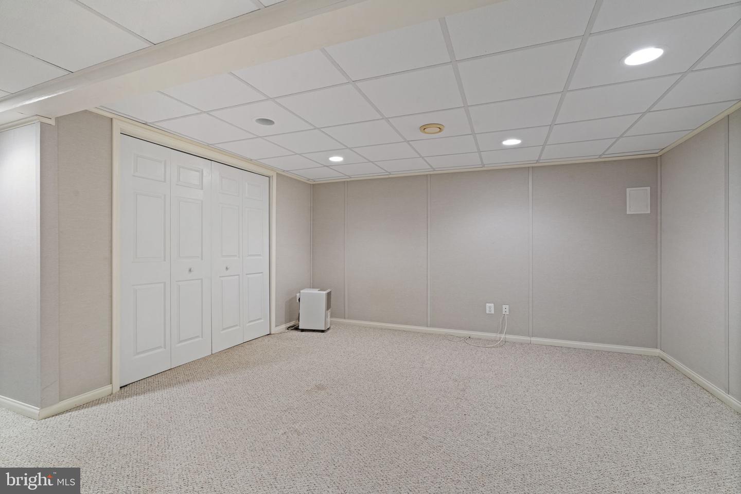 14906 CRANOKE ST, CENTREVILLE, Virginia 20120, 4 Bedrooms Bedrooms, ,2 BathroomsBathrooms,Residential,For sale,14906 CRANOKE ST,VAFX2240732 MLS # VAFX2240732