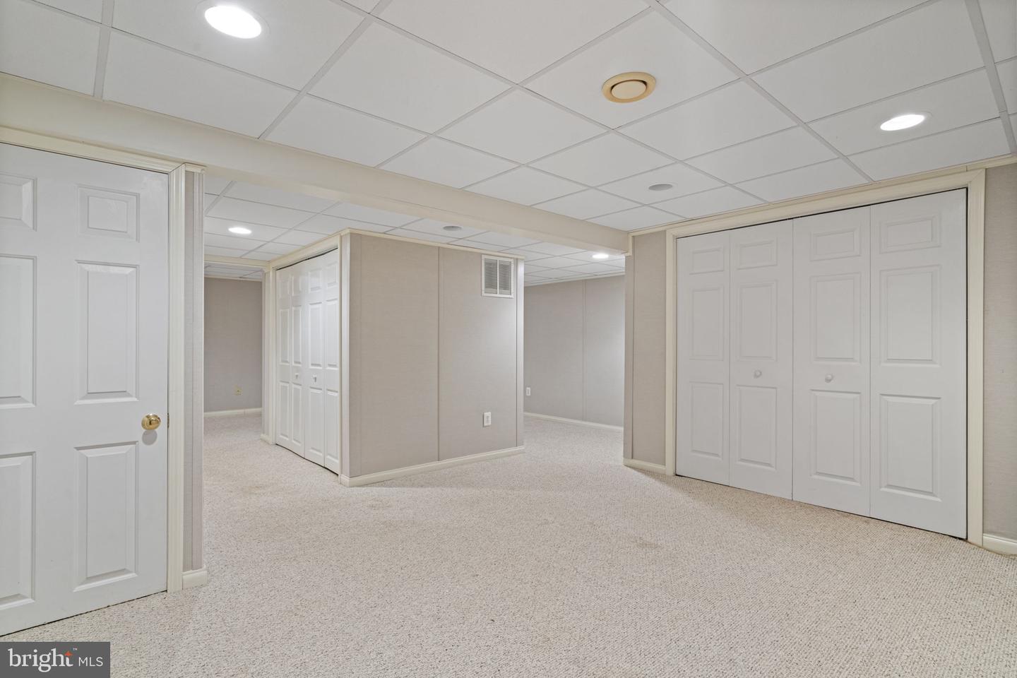 14906 CRANOKE ST, CENTREVILLE, Virginia 20120, 4 Bedrooms Bedrooms, ,2 BathroomsBathrooms,Residential,For sale,14906 CRANOKE ST,VAFX2240732 MLS # VAFX2240732