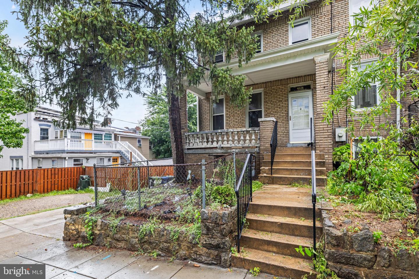 907 BUCHANAN ST NW, WASHINGTON, District Of Columbia 20011, 4 Bedrooms Bedrooms, 8 Rooms Rooms,1 BathroomBathrooms,Residential,For sale,907 BUCHANAN ST NW,DCDC2200484 MLS # DCDC2200484