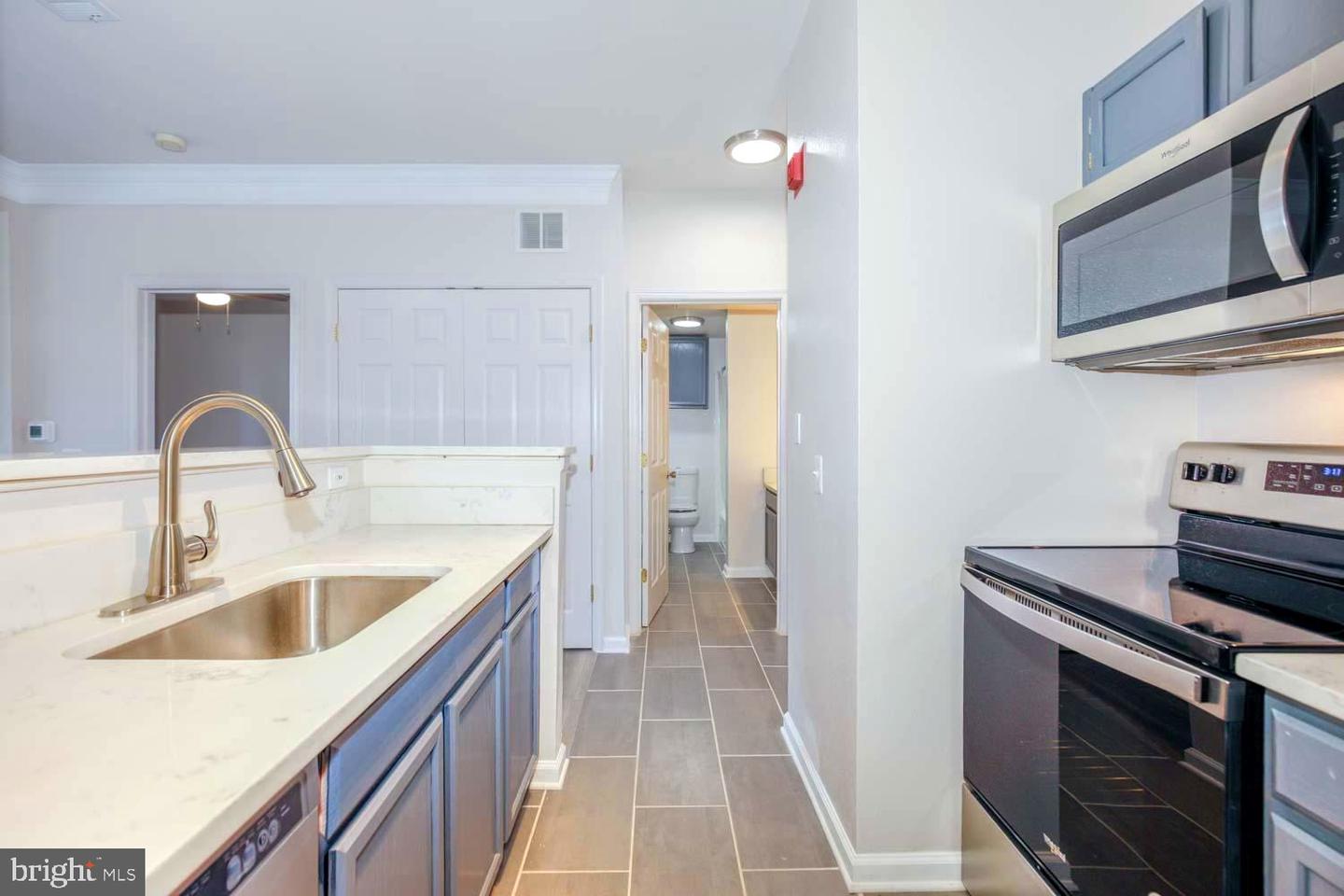 1530 SPRING GATE DR #9213, MCLEAN, Virginia 22102, 1 Bedroom Bedrooms, ,1 BathroomBathrooms,Residential,For sale,1530 SPRING GATE DR #9213,VAFX2240756 MLS # VAFX2240756