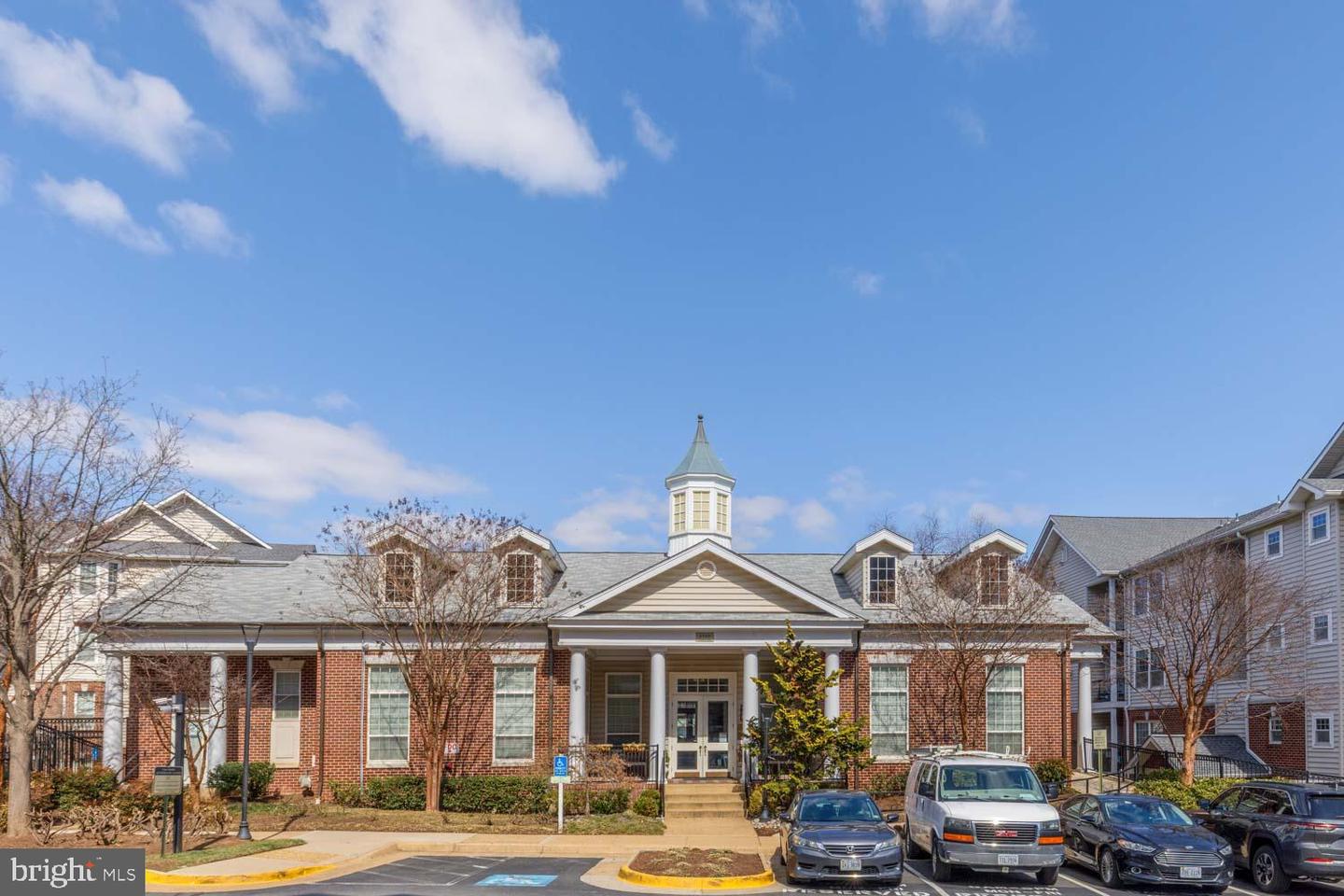 1530 SPRING GATE DR #9213, MCLEAN, Virginia 22102, 1 Bedroom Bedrooms, ,1 BathroomBathrooms,Residential,For sale,1530 SPRING GATE DR #9213,VAFX2240756 MLS # VAFX2240756