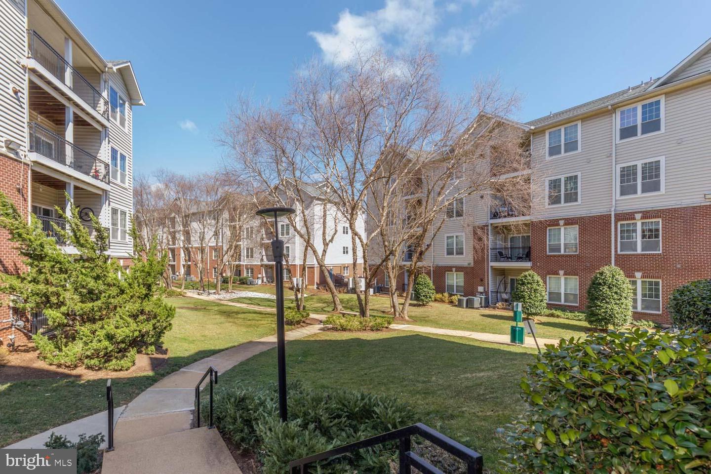 1530 SPRING GATE DR #9213, MCLEAN, Virginia 22102, 1 Bedroom Bedrooms, ,1 BathroomBathrooms,Residential,For sale,1530 SPRING GATE DR #9213,VAFX2240756 MLS # VAFX2240756