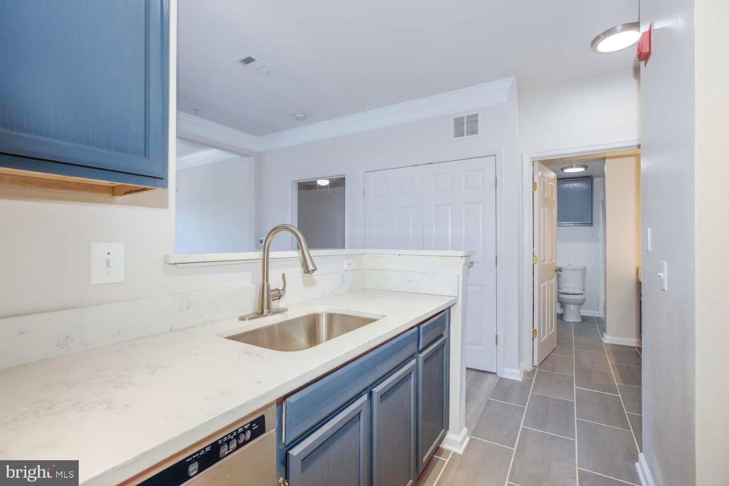1530 SPRING GATE DR #9213, MCLEAN, Virginia 22102, 1 Bedroom Bedrooms, ,1 BathroomBathrooms,Residential,For sale,1530 SPRING GATE DR #9213,VAFX2240756 MLS # VAFX2240756