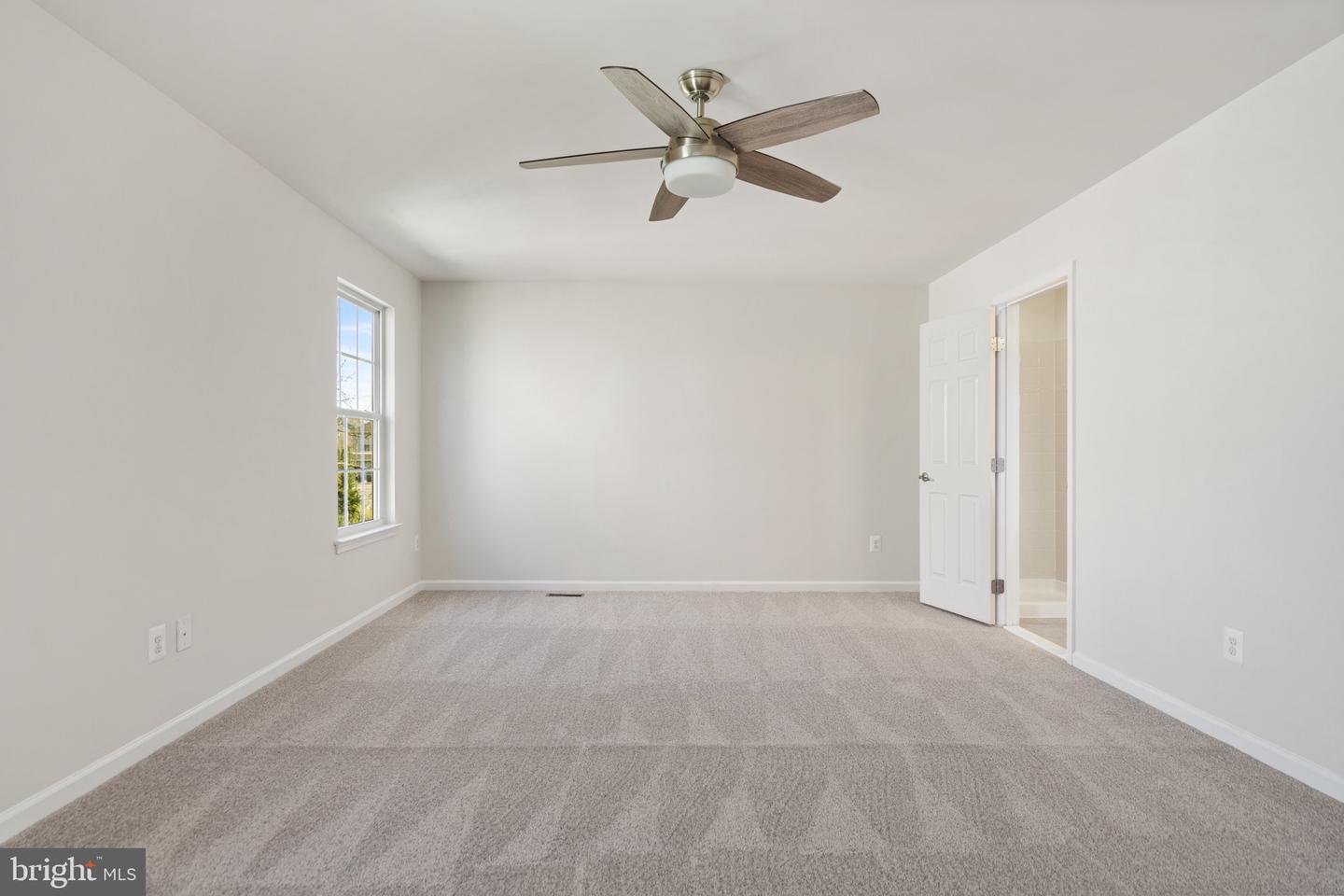 100 FIESTA DR, STEPHENSON, Virginia 22656, 4 Bedrooms Bedrooms, ,3 BathroomsBathrooms,Residential,For sale,100 FIESTA DR,VAFV2034140 MLS # VAFV2034140
