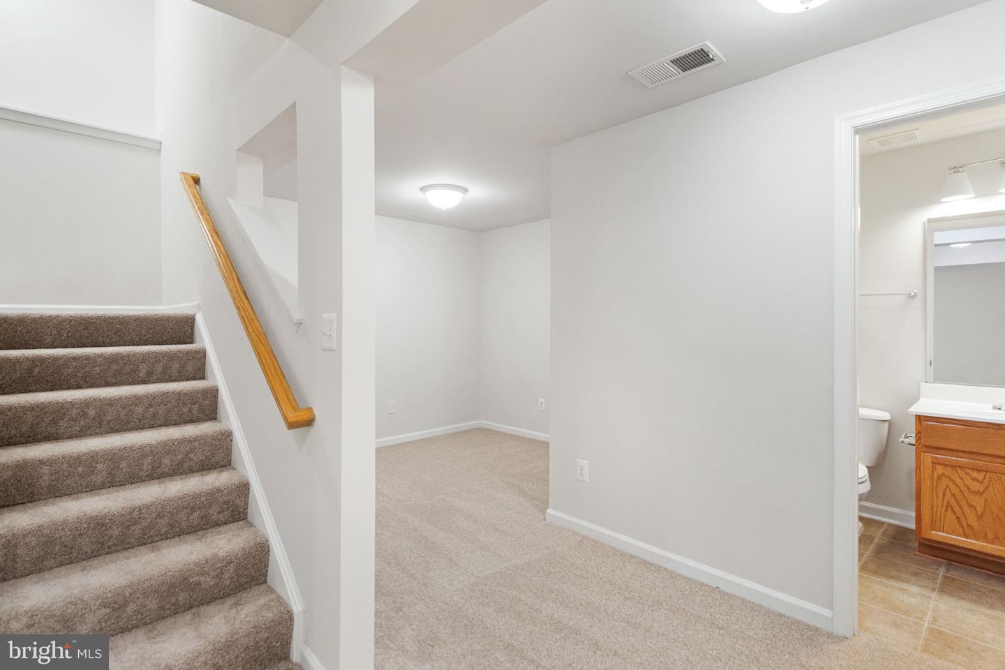 100 FIESTA DR, STEPHENSON, Virginia 22656, 4 Bedrooms Bedrooms, ,3 BathroomsBathrooms,Residential,For sale,100 FIESTA DR,VAFV2034140 MLS # VAFV2034140