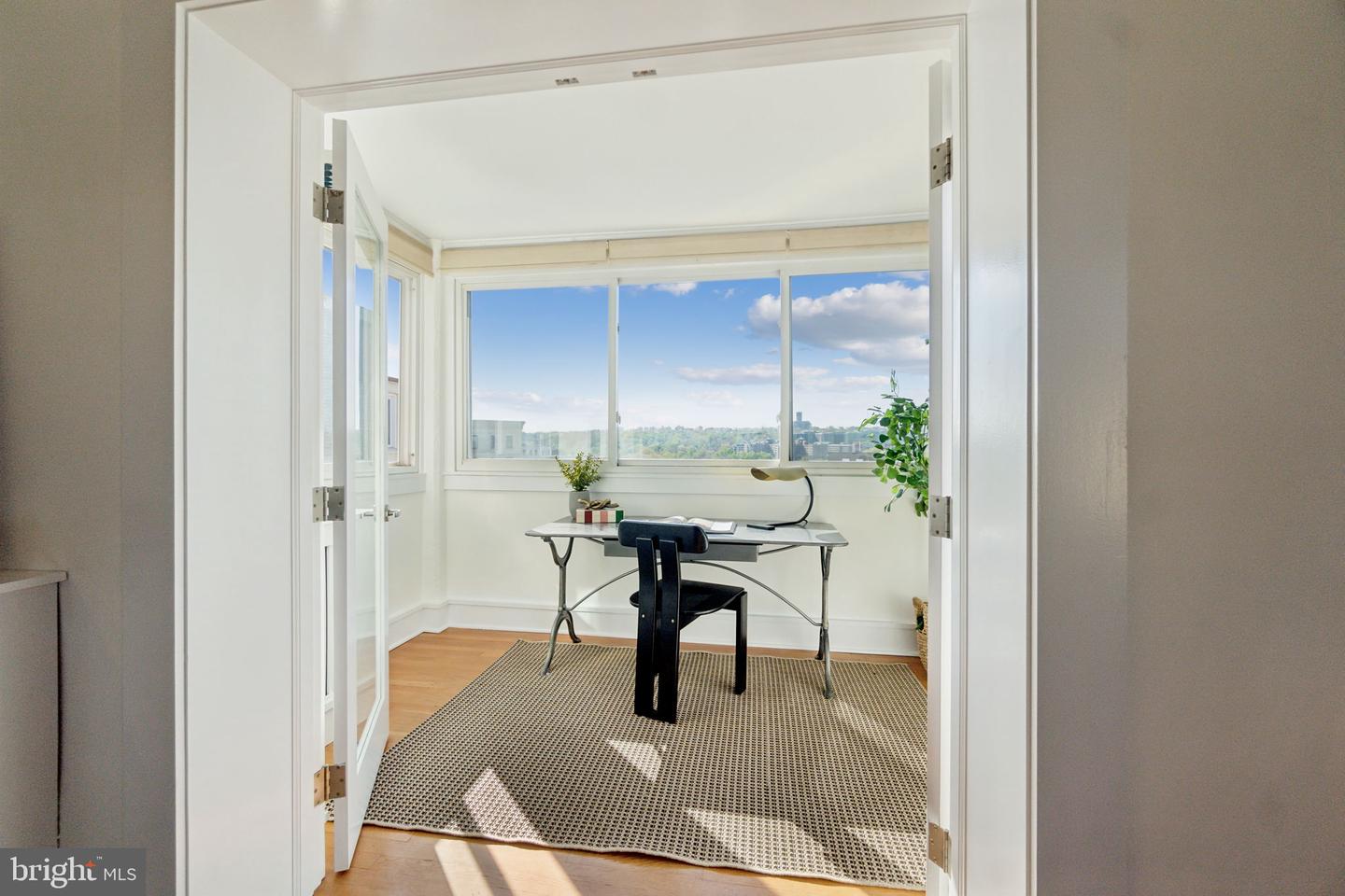 1901 COLUMBIA RD NW #805, WASHINGTON, District Of Columbia 20009, 2 Bedrooms Bedrooms, ,3 BathroomsBathrooms,Residential,For sale,1901 COLUMBIA RD NW #805,DCDC2200508 MLS # DCDC2200508