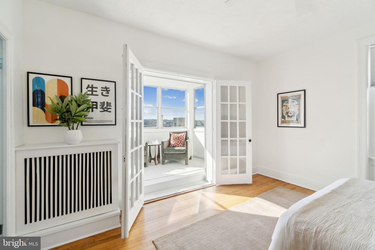 1901 COLUMBIA RD NW #805, WASHINGTON, District Of Columbia 20009, 2 Bedrooms Bedrooms, ,3 BathroomsBathrooms,Residential,For sale,1901 COLUMBIA RD NW #805,DCDC2200508 MLS # DCDC2200508