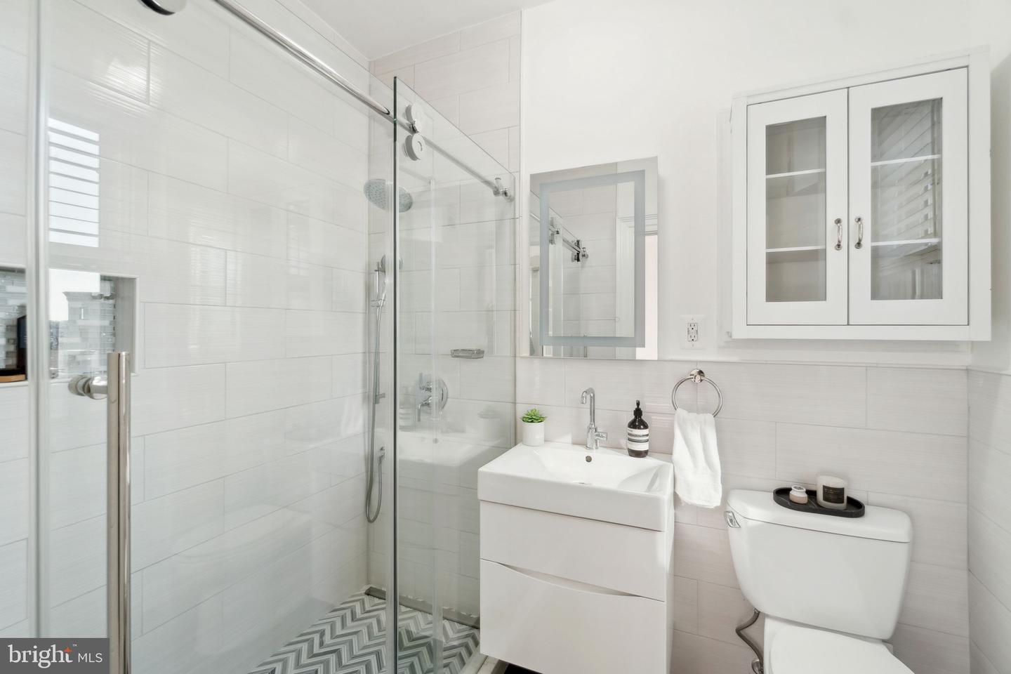 1901 COLUMBIA RD NW #805, WASHINGTON, District Of Columbia 20009, 2 Bedrooms Bedrooms, ,3 BathroomsBathrooms,Residential,For sale,1901 COLUMBIA RD NW #805,DCDC2200508 MLS # DCDC2200508