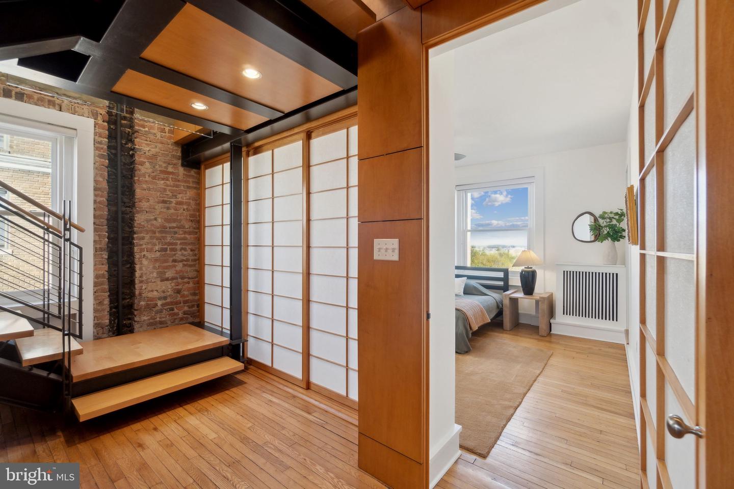 1901 COLUMBIA RD NW #805, WASHINGTON, District Of Columbia 20009, 2 Bedrooms Bedrooms, ,3 BathroomsBathrooms,Residential,For sale,1901 COLUMBIA RD NW #805,DCDC2200508 MLS # DCDC2200508