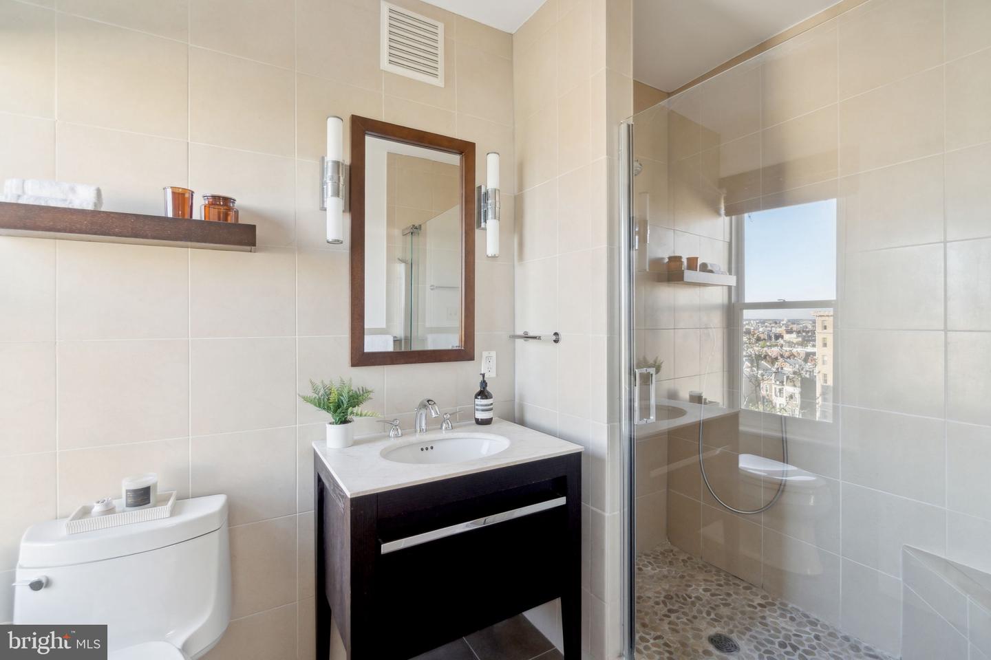 1901 COLUMBIA RD NW #805, WASHINGTON, District Of Columbia 20009, 2 Bedrooms Bedrooms, ,3 BathroomsBathrooms,Residential,For sale,1901 COLUMBIA RD NW #805,DCDC2200508 MLS # DCDC2200508