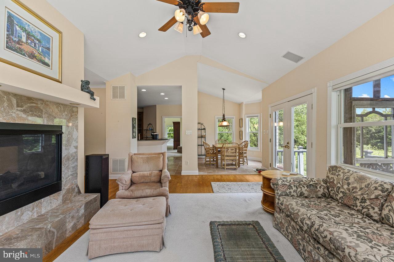 135 MEAGANS RUN RD, WOODSTOCK, Virginia 22664, 3 Bedrooms Bedrooms, ,3 BathroomsBathrooms,Residential,For sale,135 MEAGANS RUN RD,VASH2011426 MLS # VASH2011426