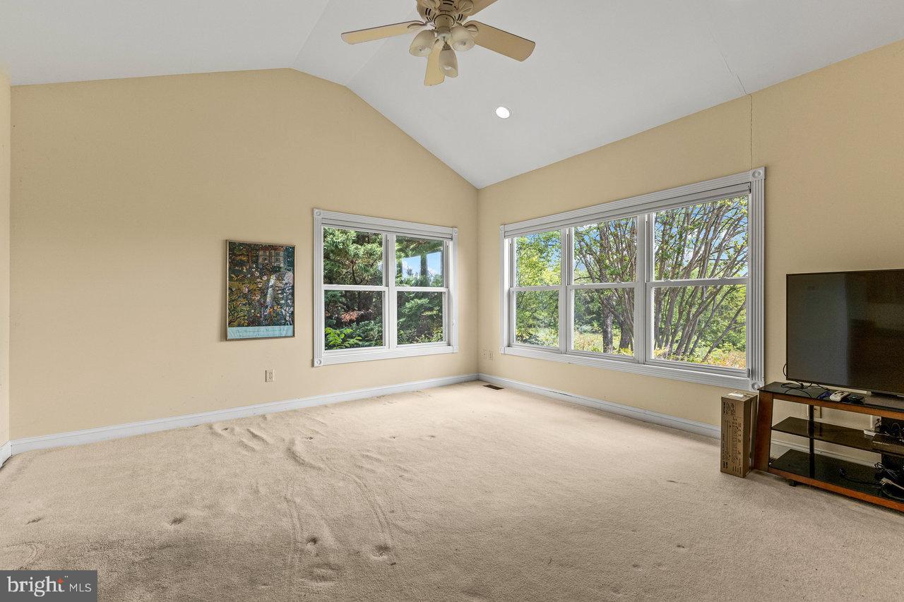 135 MEAGANS RUN RD, WOODSTOCK, Virginia 22664, 3 Bedrooms Bedrooms, ,3 BathroomsBathrooms,Residential,For sale,135 MEAGANS RUN RD,VASH2011426 MLS # VASH2011426