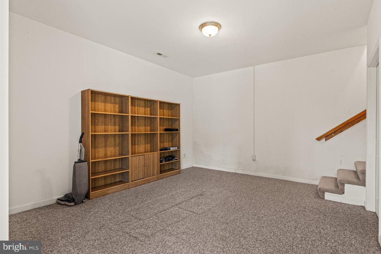 135 MEAGANS RUN RD, WOODSTOCK, Virginia 22664, 3 Bedrooms Bedrooms, ,3 BathroomsBathrooms,Residential,For sale,135 MEAGANS RUN RD,VASH2011426 MLS # VASH2011426