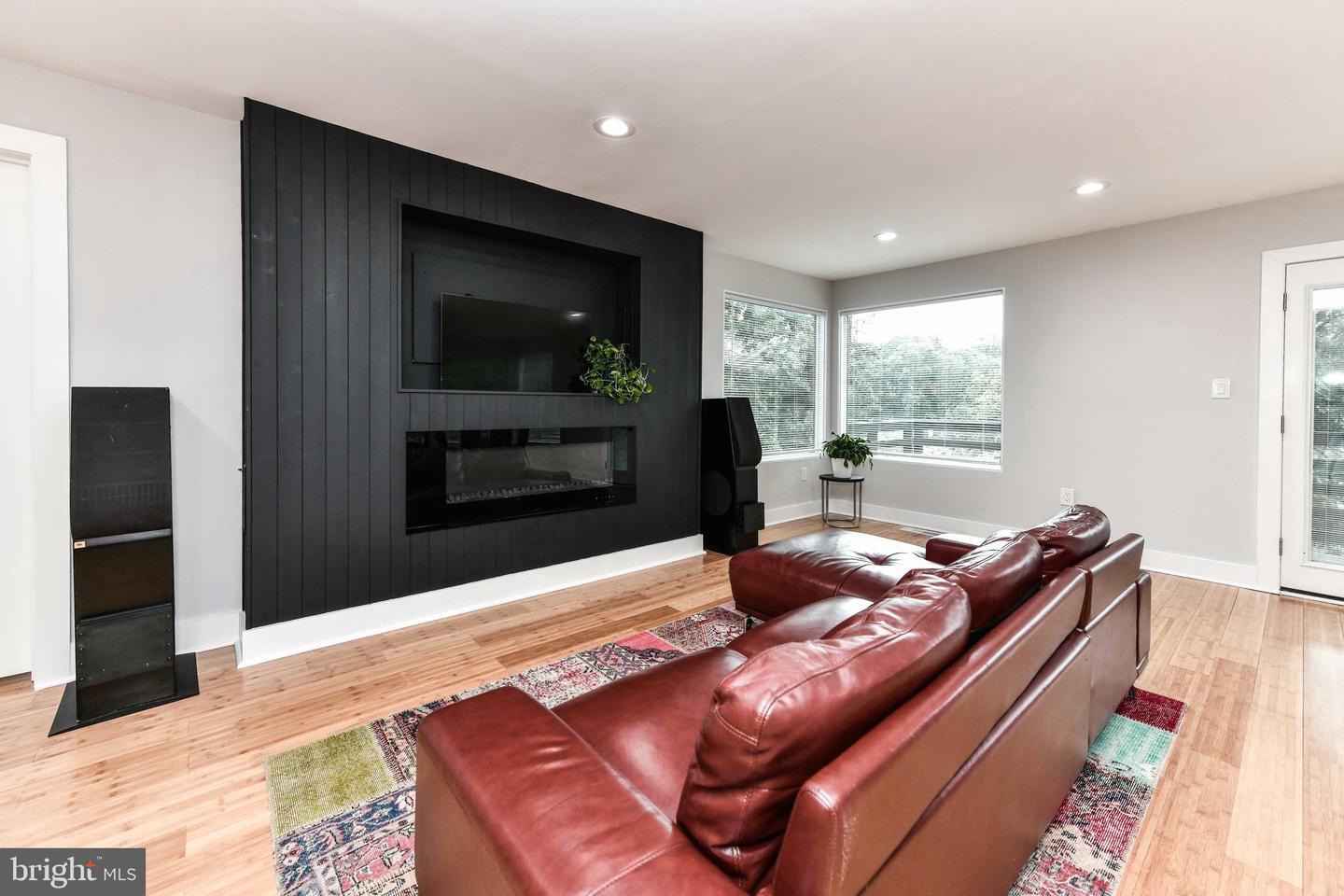 2432 S CULPEPER ST, ARLINGTON, Virginia 22206, 66 Bedrooms Bedrooms, ,4 BathroomsBathrooms,Residential,For sale,2432 S CULPEPER ST,VAAR2057386 MLS # VAAR2057386