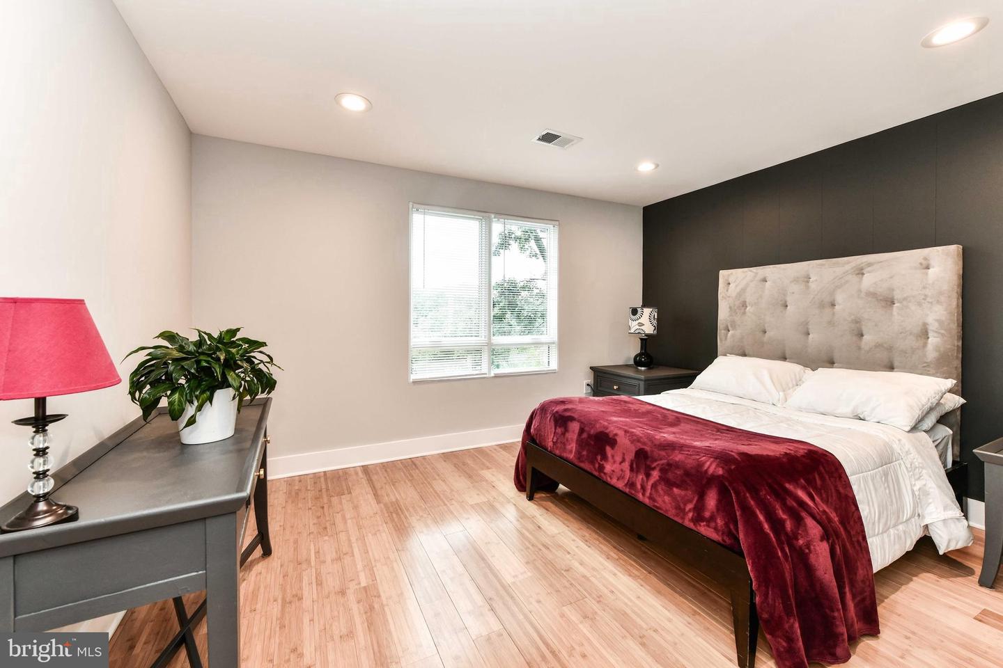 2432 S CULPEPER ST, ARLINGTON, Virginia 22206, 66 Bedrooms Bedrooms, ,4 BathroomsBathrooms,Residential,For sale,2432 S CULPEPER ST,VAAR2057386 MLS # VAAR2057386