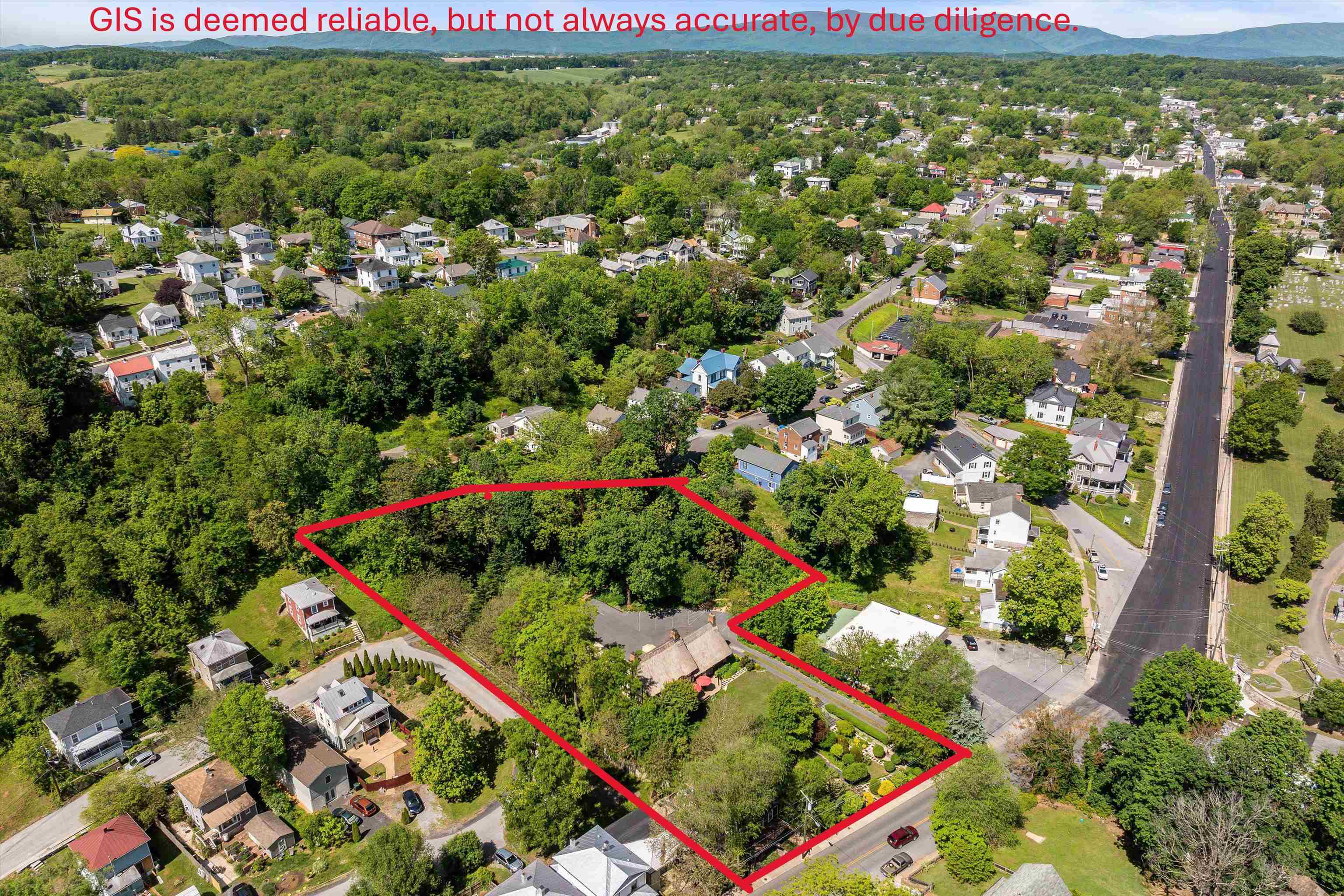 950 W BEVERLEY ST, STAUNTON, Virginia 24401, ,Commercial,950 W BEVERLEY ST,664509 MLS # 664509